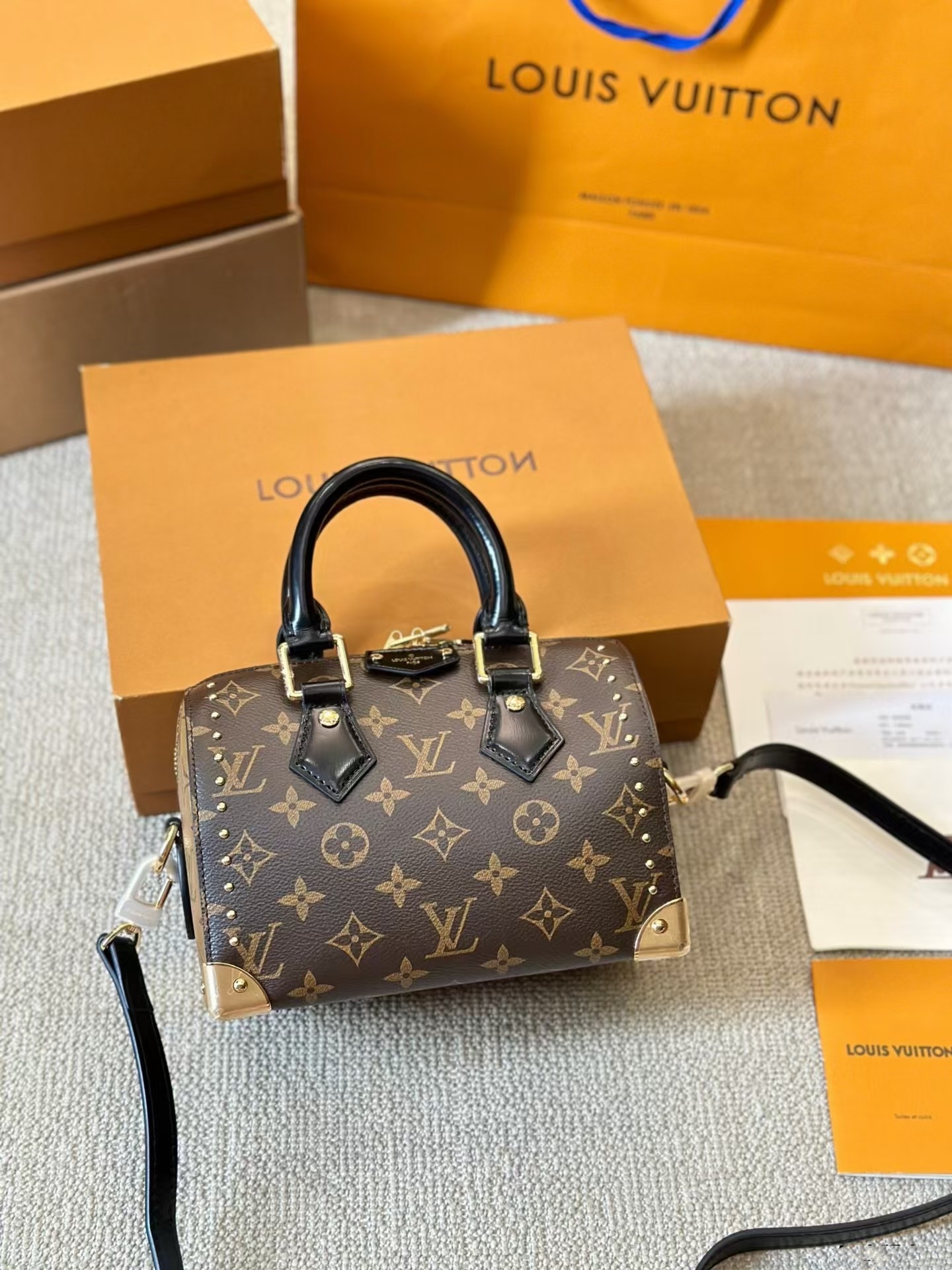 【LOUIS VUITTON】ルイ・ヴィトン★CRUISE★枕バッグ M13146-BRAND OFF