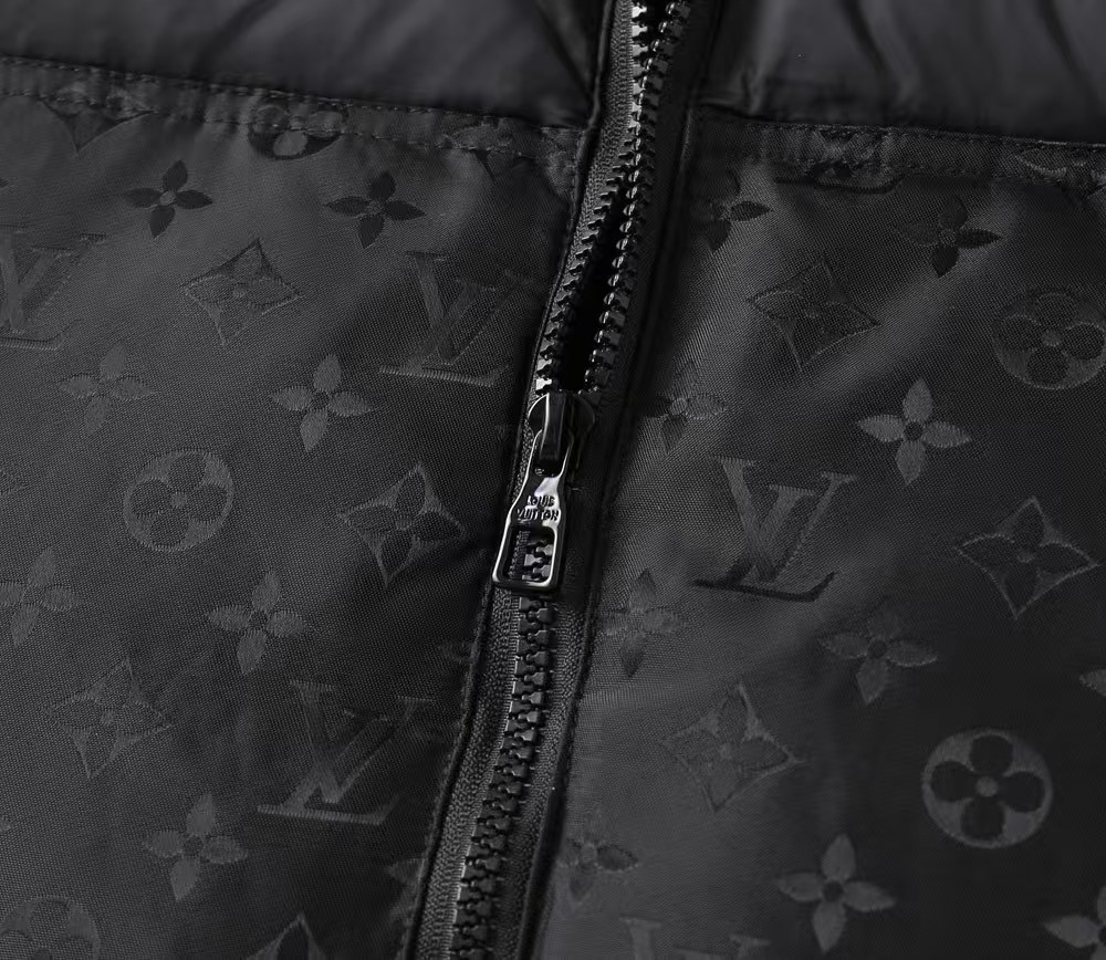【LOUIS VUITTON公式旗艦店】【全国送料無料】ダウンジャケット-BRAND OFF