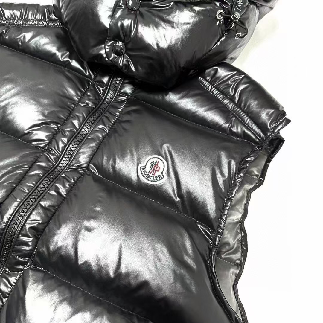 【MONCLER旗艦店】（モンクレール）ダウンベスト ご好評に付き再入荷！！-BRAND OFF