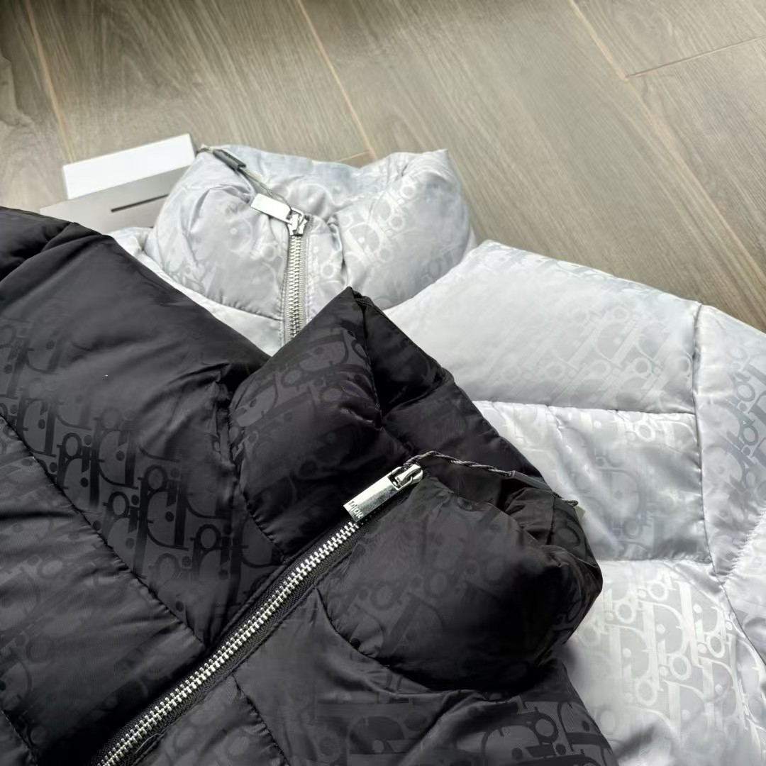 【DIOR公式 旗艦店】（ディオール ） ダウンジャケット、ご好評に付き再入荷！-BRAND OFF
