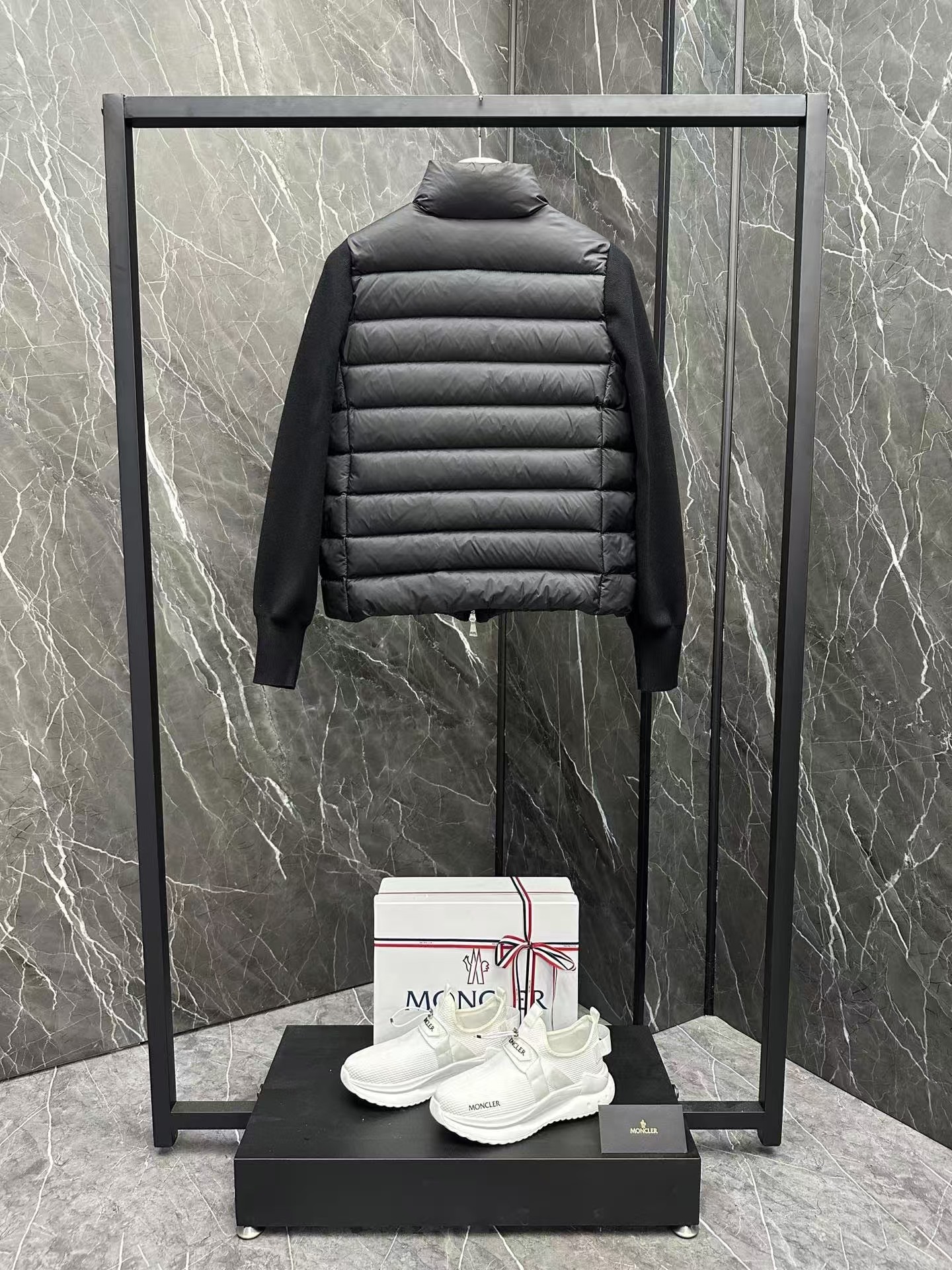 【MONCLER全国送料無料】新作数量限定予行販売モンクレールダウンジャケット-BRAND OFF