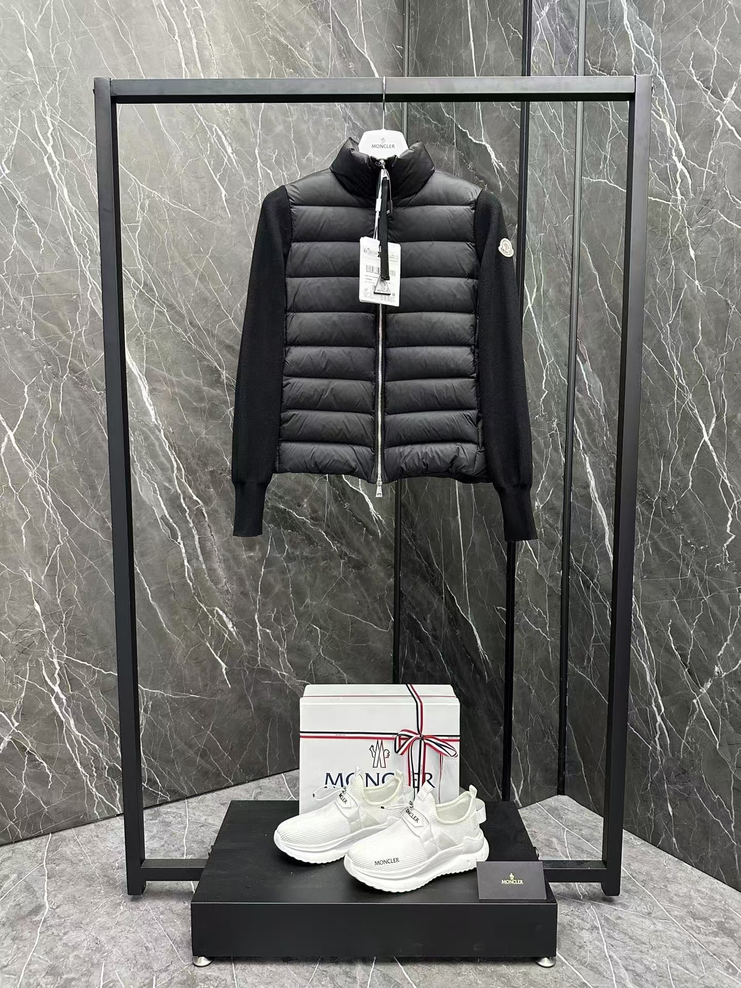 【MONCLER全国送料無料】新作数量限定予行販売モンクレールダウンジャケット-BRAND OFF