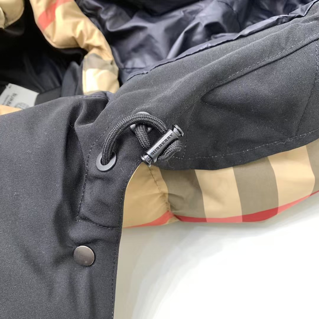 【BUREERRY公式 旗艦店】（バーバリー）ダウンジャケット、ご好評に付き再入荷！！-BRAND OFF