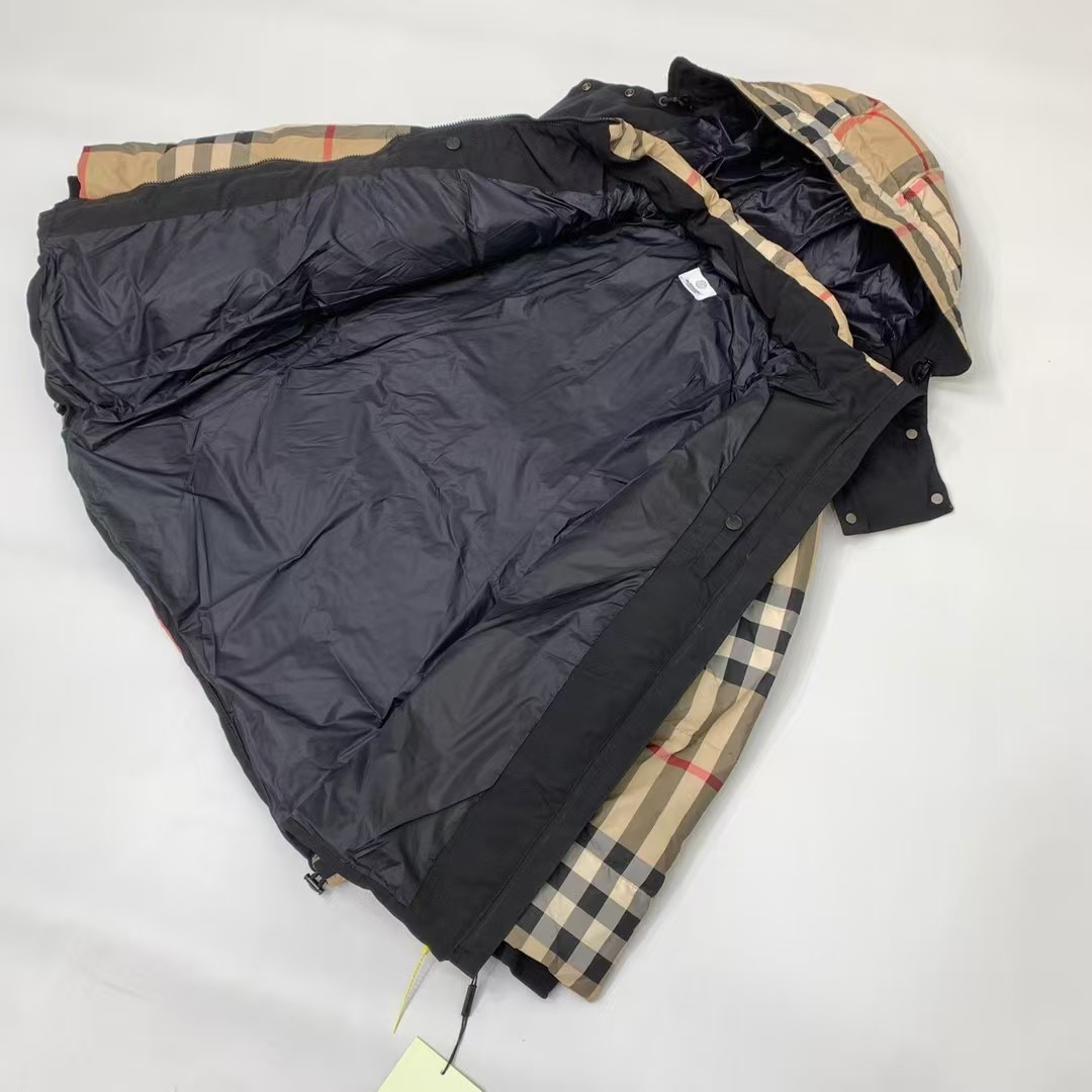 【BUREERRY公式 旗艦店】（バーバリー）ダウンジャケット、ご好評に付き再入荷！！-BRAND OFF