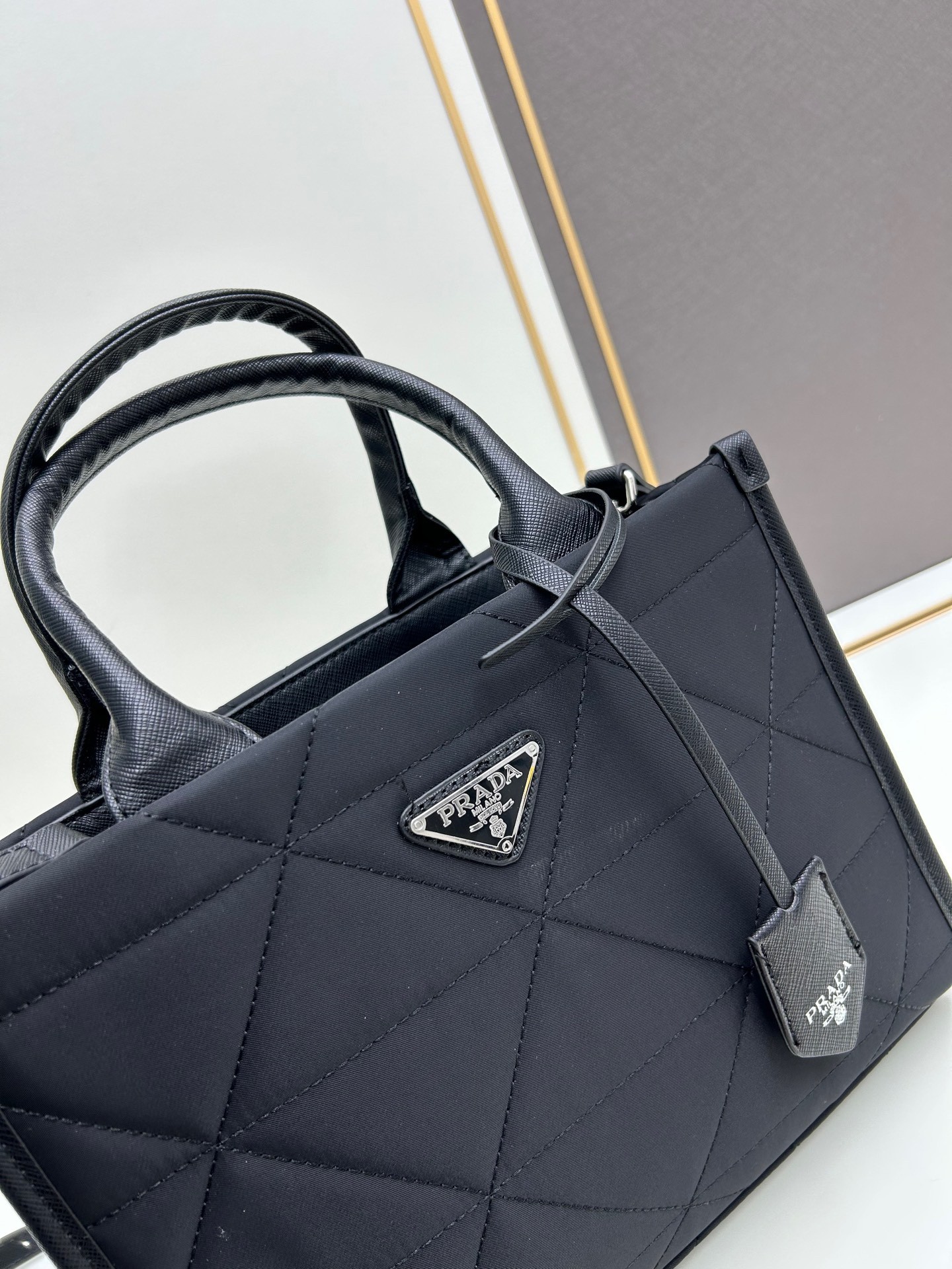 【PRADA旗艦店】(プラダ)  Prada Tote ハンドバッグ 29*22*6CM-BRAND OFF