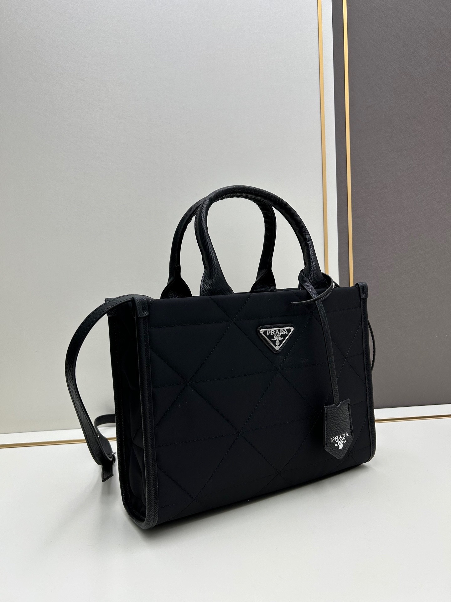 【PRADA旗艦店】(プラダ)  Prada Tote ハンドバッグ 29*22*6CM-BRAND OFF