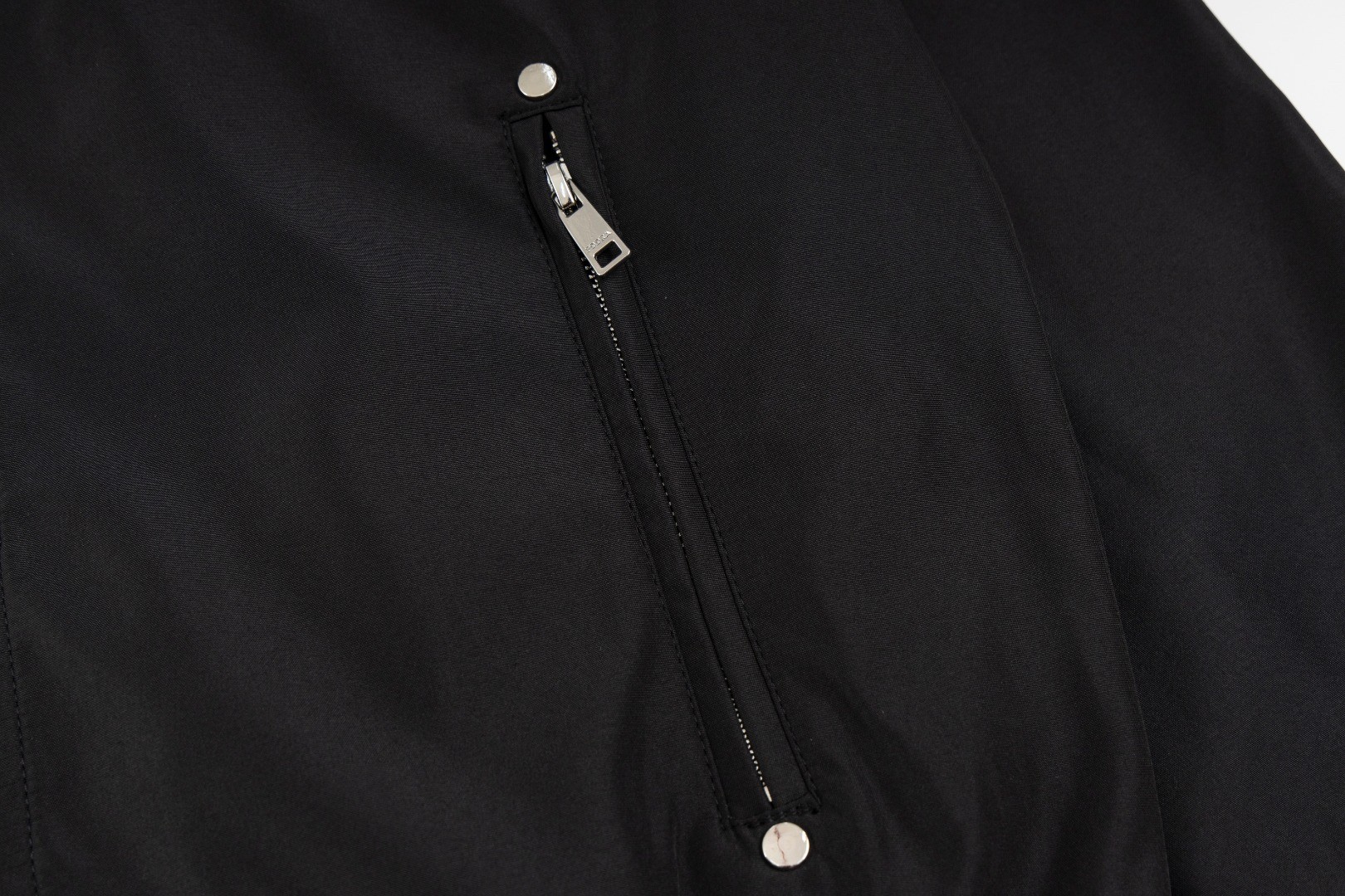 【PRADA旗艦店】プラダ ジャケット ご好評に付き再入荷！-BRAND OFF
