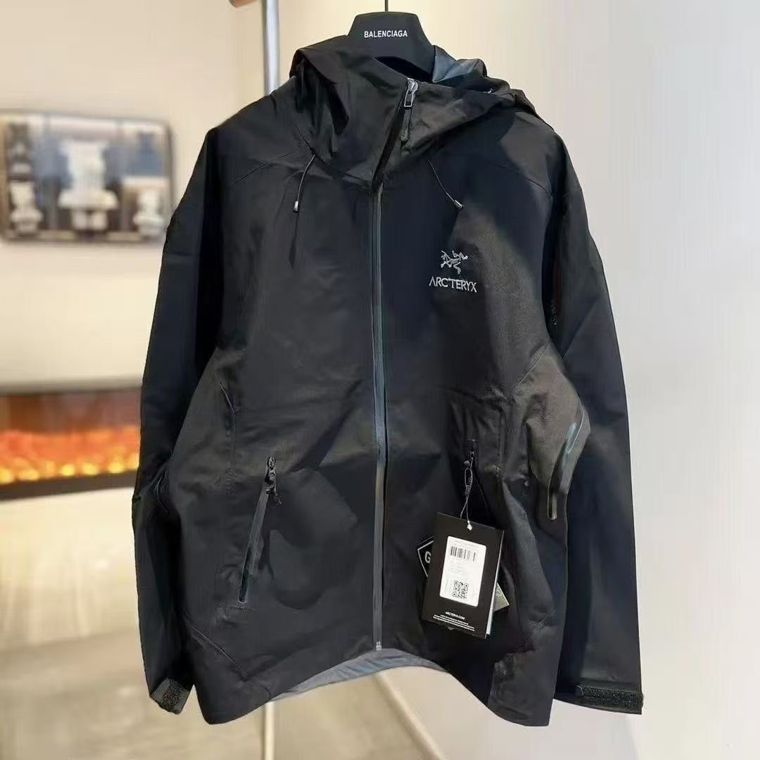 【ARC'TERYX旗艦店】トレッキングジャケット ご好評に付き再入荷！-BRAND OFF
