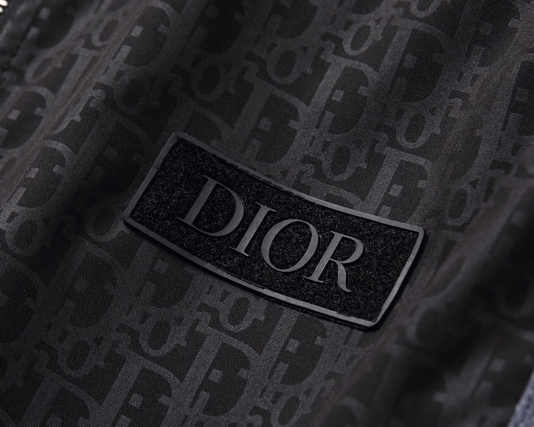 【Dior公式 旗艦店】（ディオール）ジャケット、ご好評に付き再入荷！-BRAND OFF