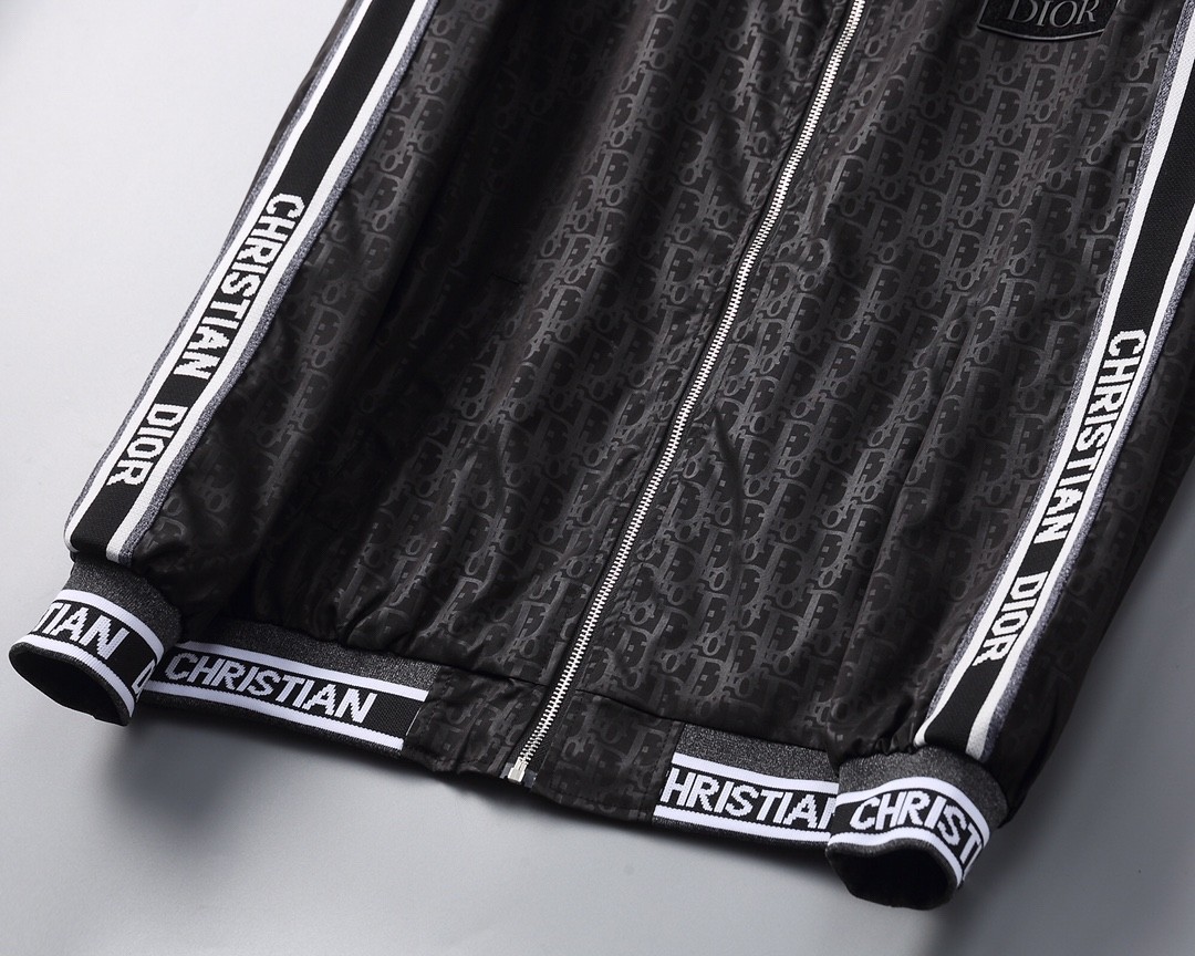 【Dior公式 旗艦店】（ディオール）ジャケット、ご好評に付き再入荷！-BRAND OFF