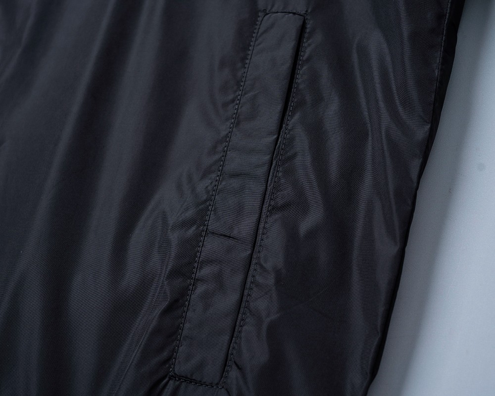 【PRADA旗艦店】プラダ ジャケット ご好評に付き再入荷！-BRAND OFF