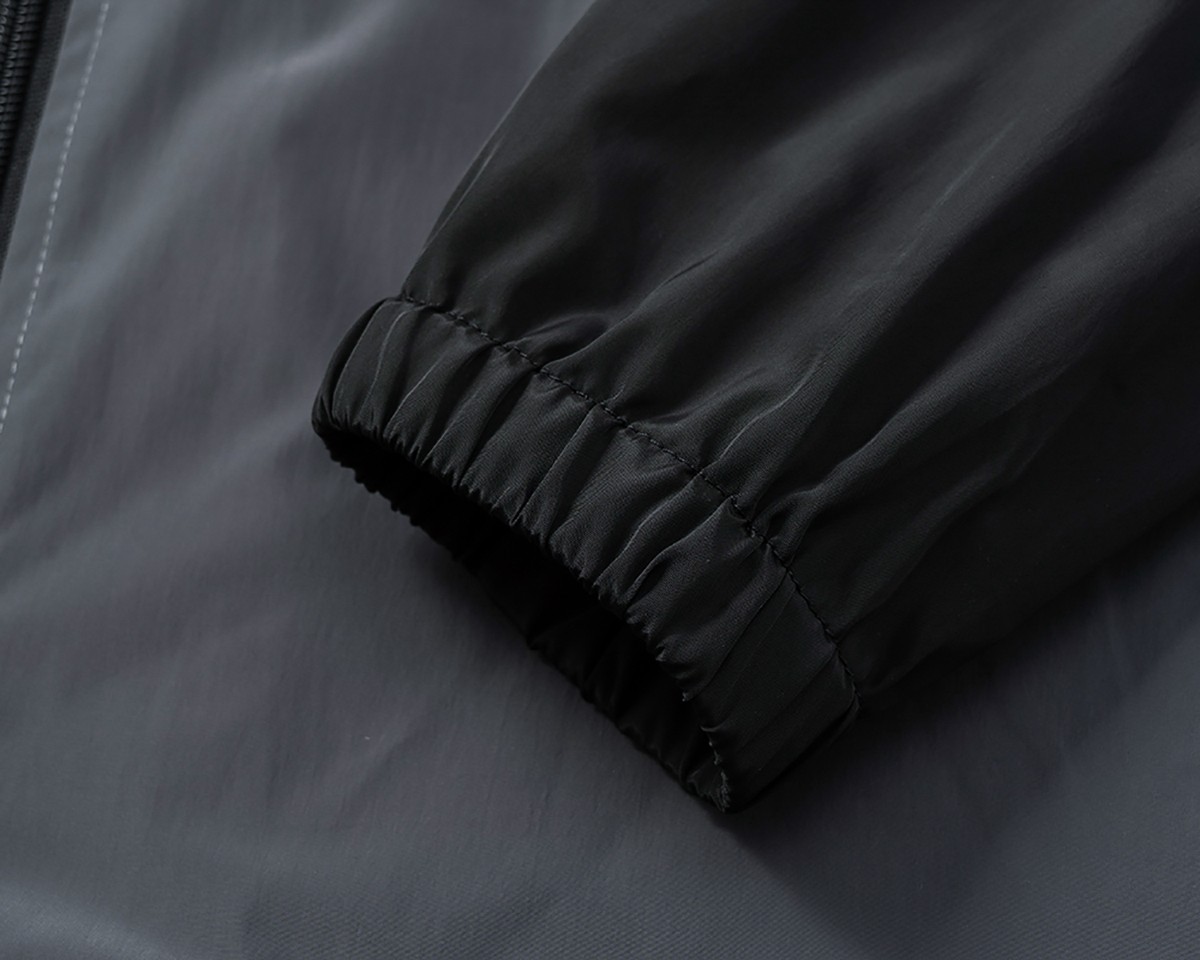 【PRADA旗艦店】プラダ ジャケット ご好評に付き再入荷！-BRAND OFF