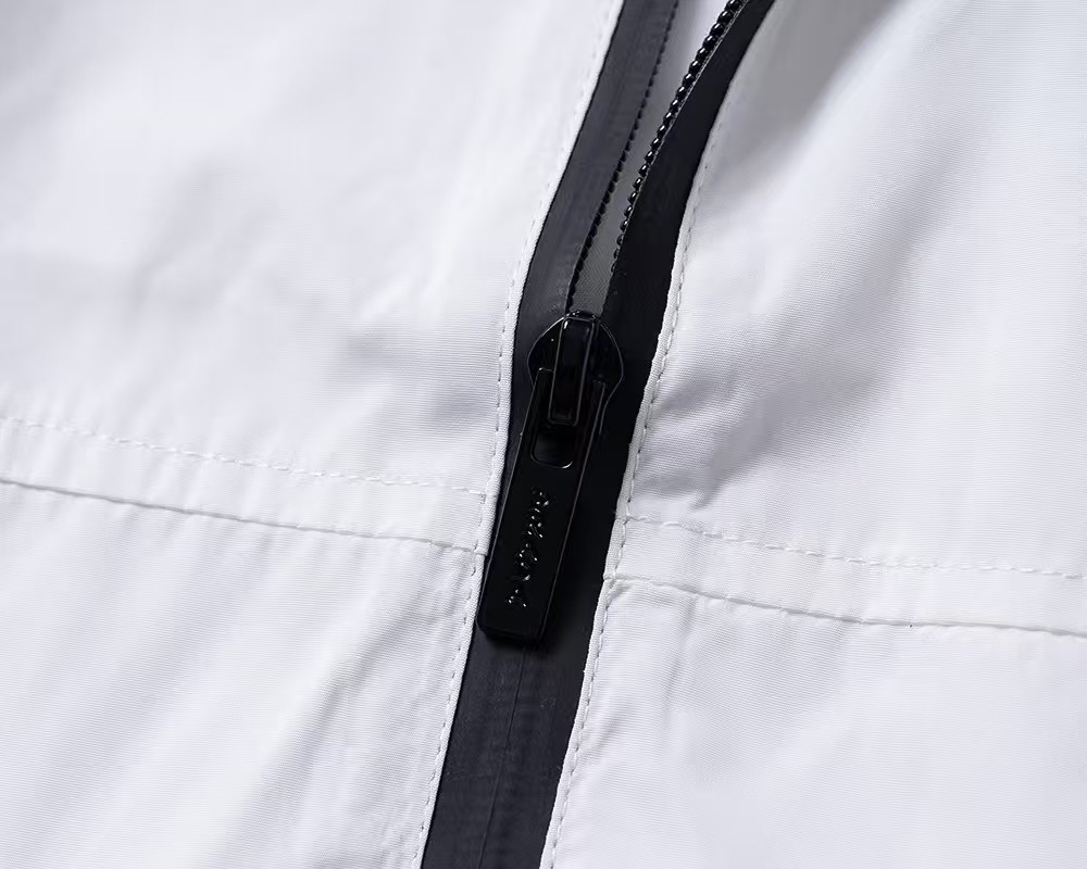 【PRADA旗艦店】プラダ ジャケット ご好評に付き再入荷！-BRAND OFF