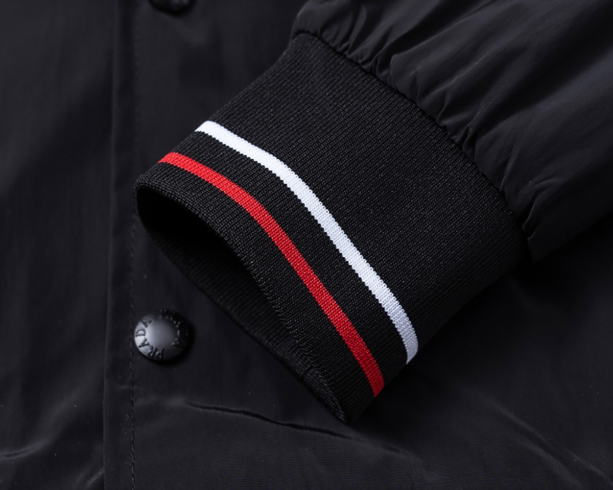 【PRADA旗艦店】プラダ ジャケット ご好評に付き再入荷！-BRAND OFF