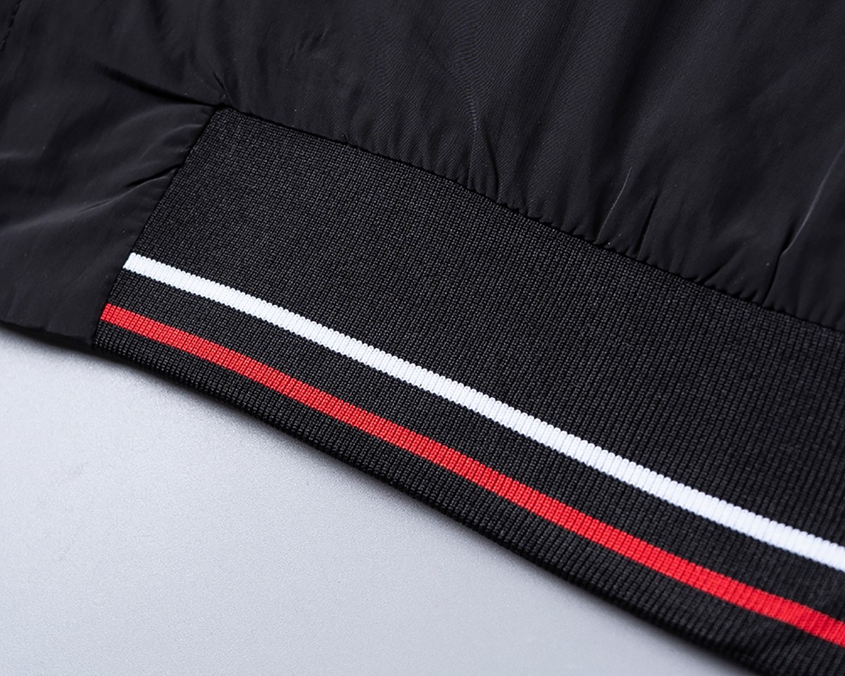 【PRADA旗艦店】プラダ ジャケット ご好評に付き再入荷！-BRAND OFF