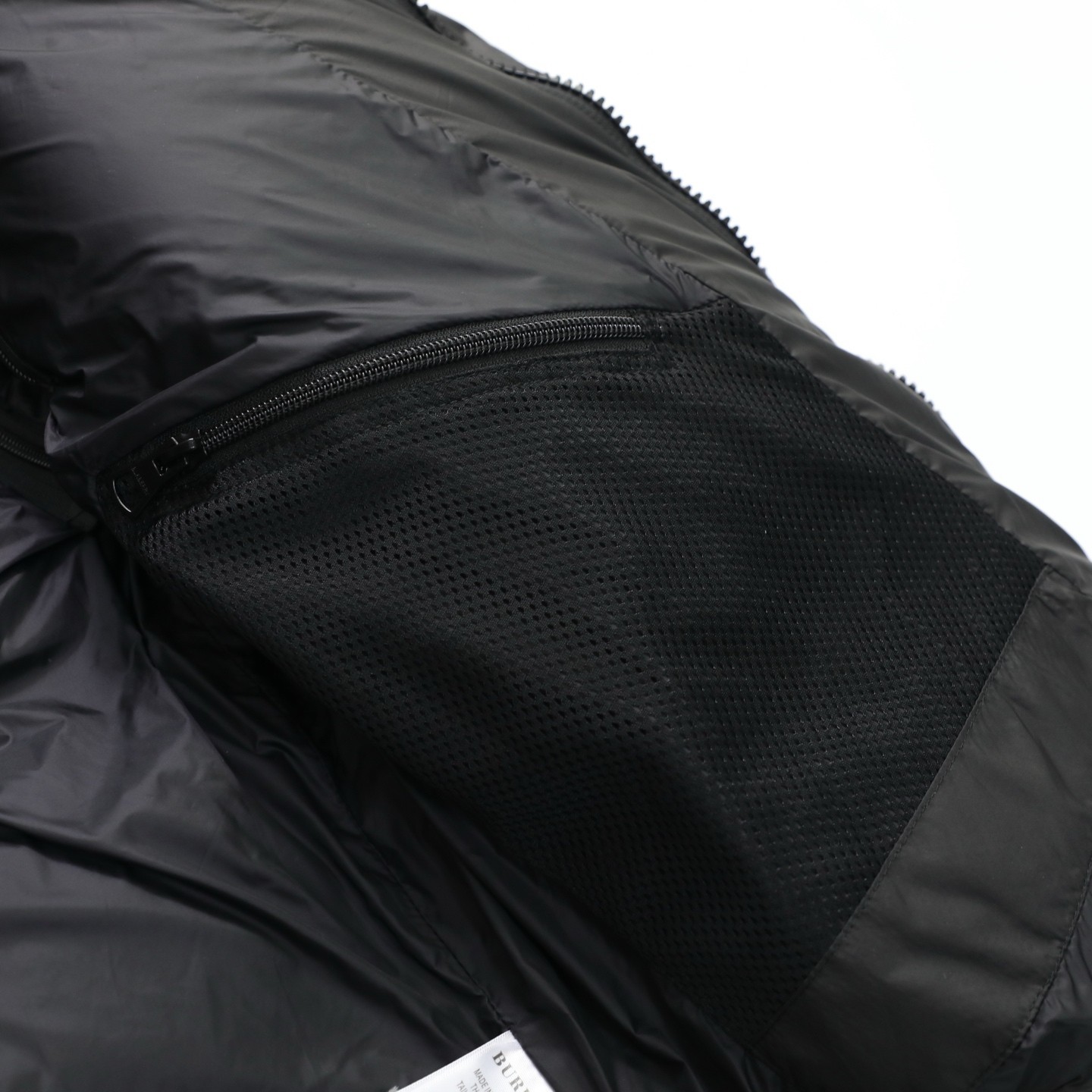 【BUREERRY旗艦店】（バーバリー）着脱式ダウンジャケット、ご好評に付き再入荷！！-BRAND OFF