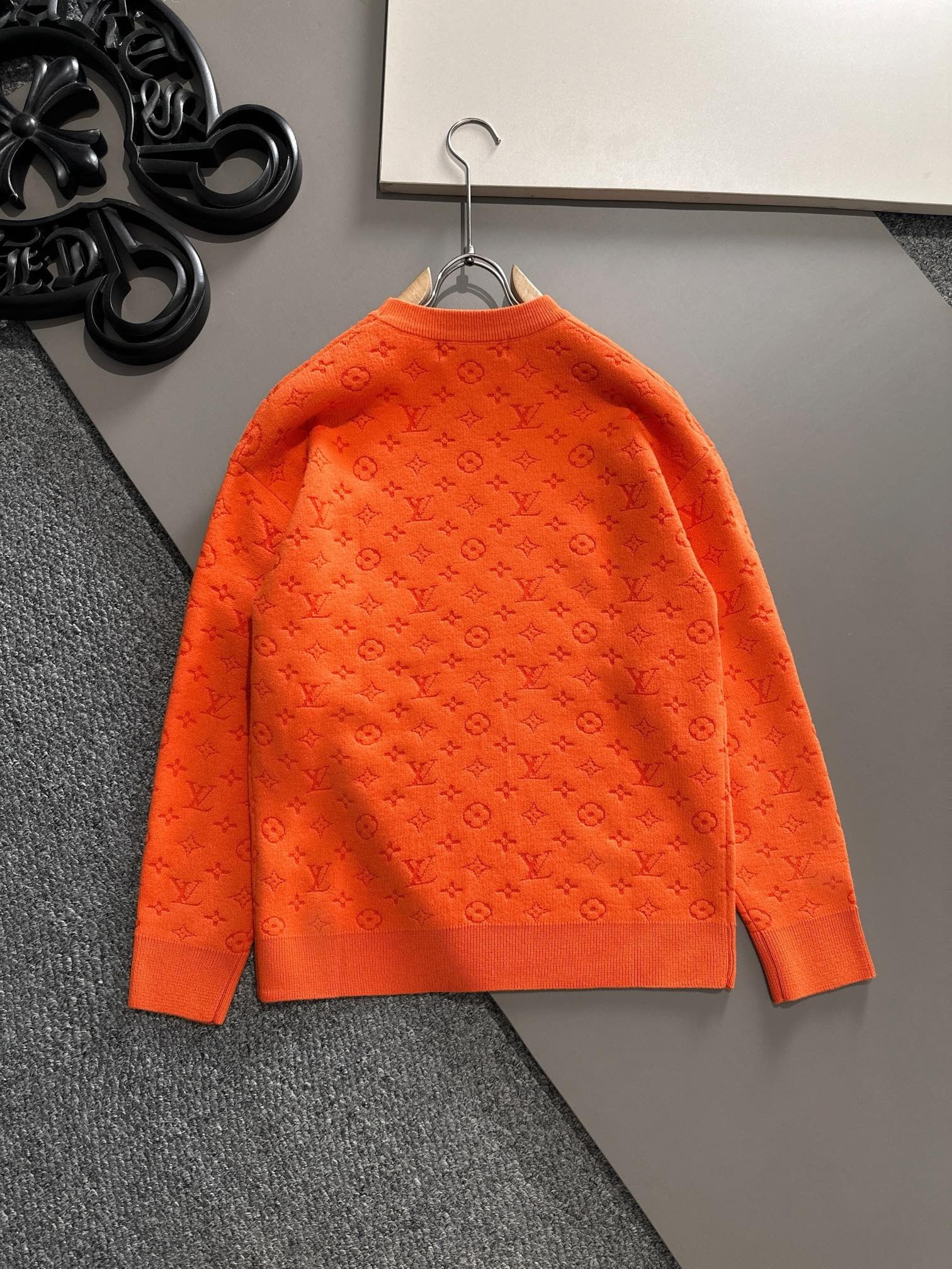 【LOUIS VUITTON旗艦店】ルイヴィトン セーター 男女兼用 ご好評に付き再入荷！-BRAND OFF