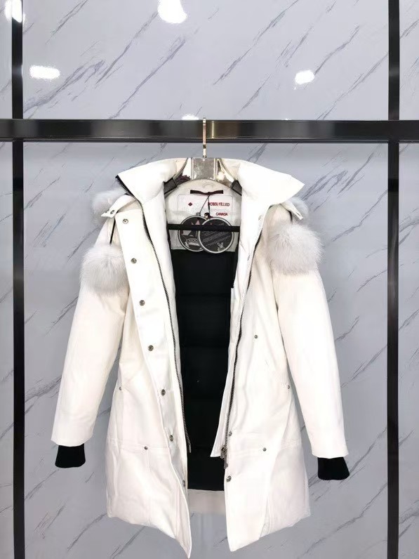 【MOOSE KNUCKLES 公式旗艦店】レディース ロングダウンジャケット ご好評に付き再入荷！-BRAND OFF