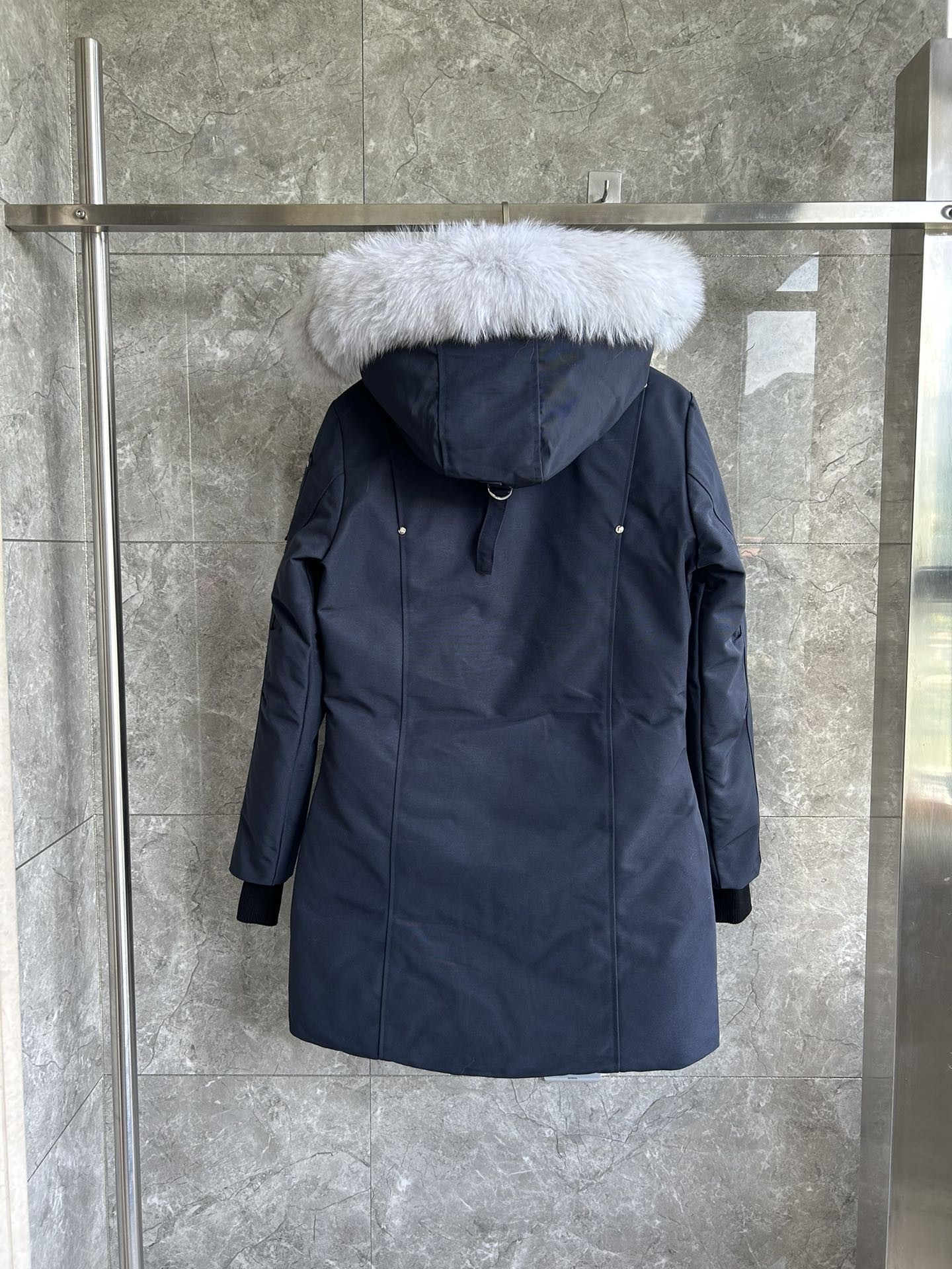 【MOOSE KNUCKLES 公式旗艦店】レディース ロングダウンジャケット ご好評に付き再入荷！-BRAND OFF