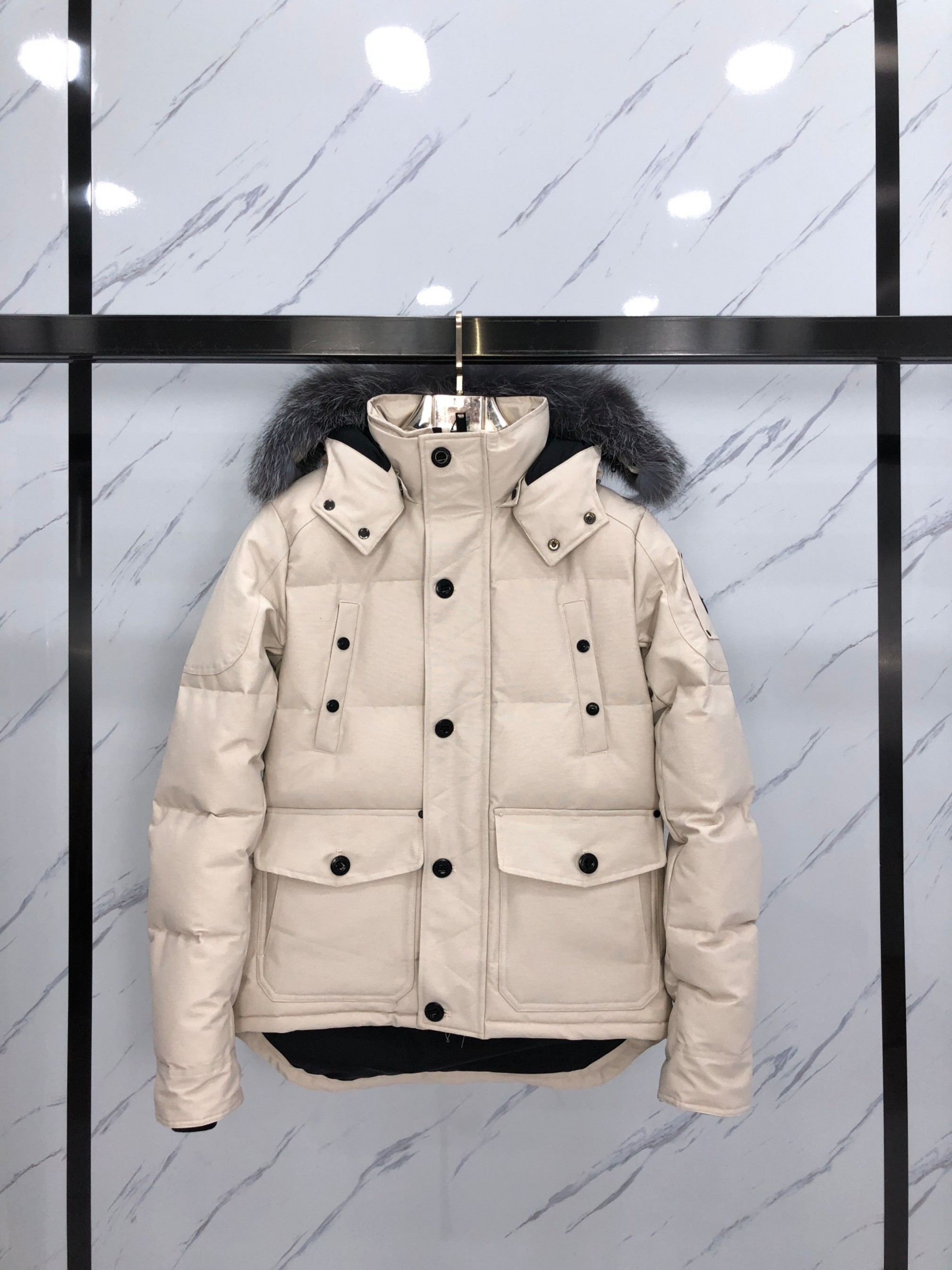 【MOOSE KNUCKLES 公式旗艦店】ダウンジャケット ご好評に付き再入荷！-BRAND OFF