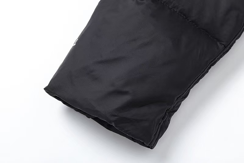 【STUSSY旗艦店】ダウンジャケット 男女兼用 ご好評に付き再入荷！-BRAND OFF
