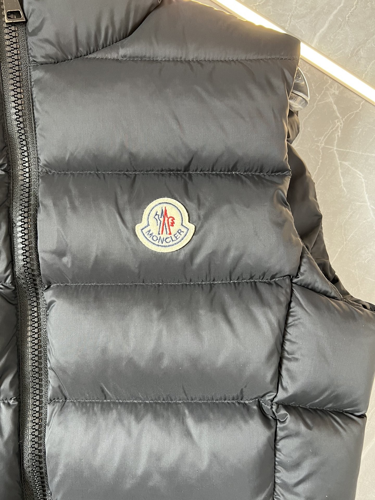 【MONCLER旗艦店】（モンクレール）ダウンベスト ご好評に付き再入荷！！-BRAND OFF