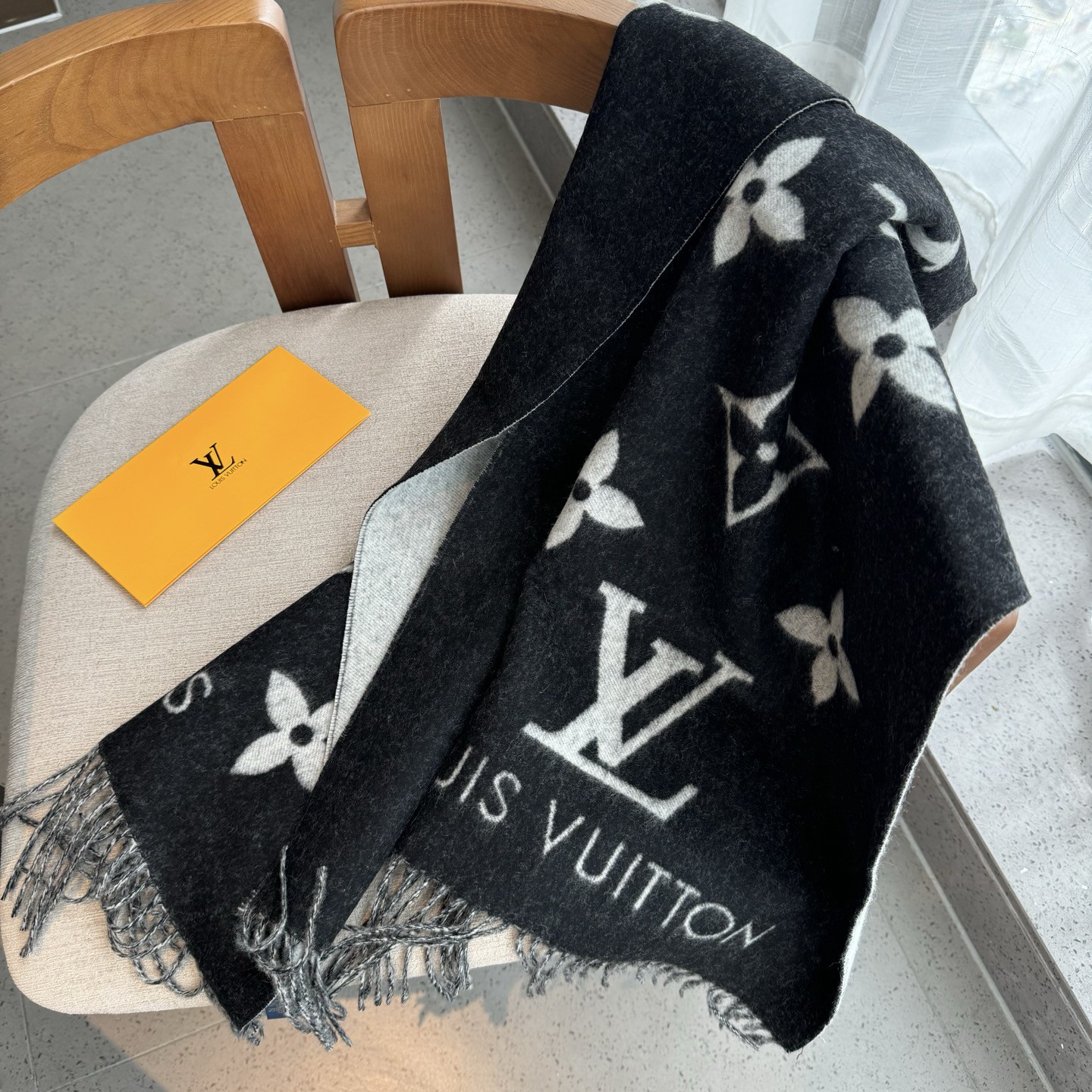 【LOUIS VUITTON公式旗艦店】ルイヴィトン スカーフ 限定発売 送料無料-BRAND OFF