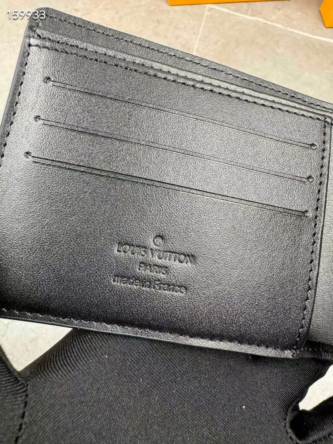 LOUIS VUITTON（ルイヴィトン）MULTIPLE 財布 M83379-BRAND OFF