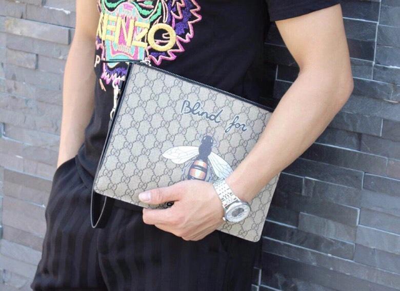 Gucci（グッチ）クラッチバッグ 29x20x1.5cm-BRAND OFF