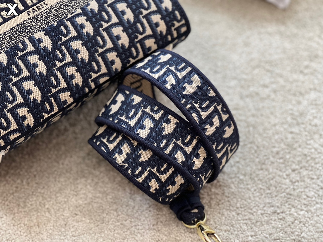 Diorディオールダイアモンドバッグ 21秋冬新作高級立体刺繍-BRAND OFF