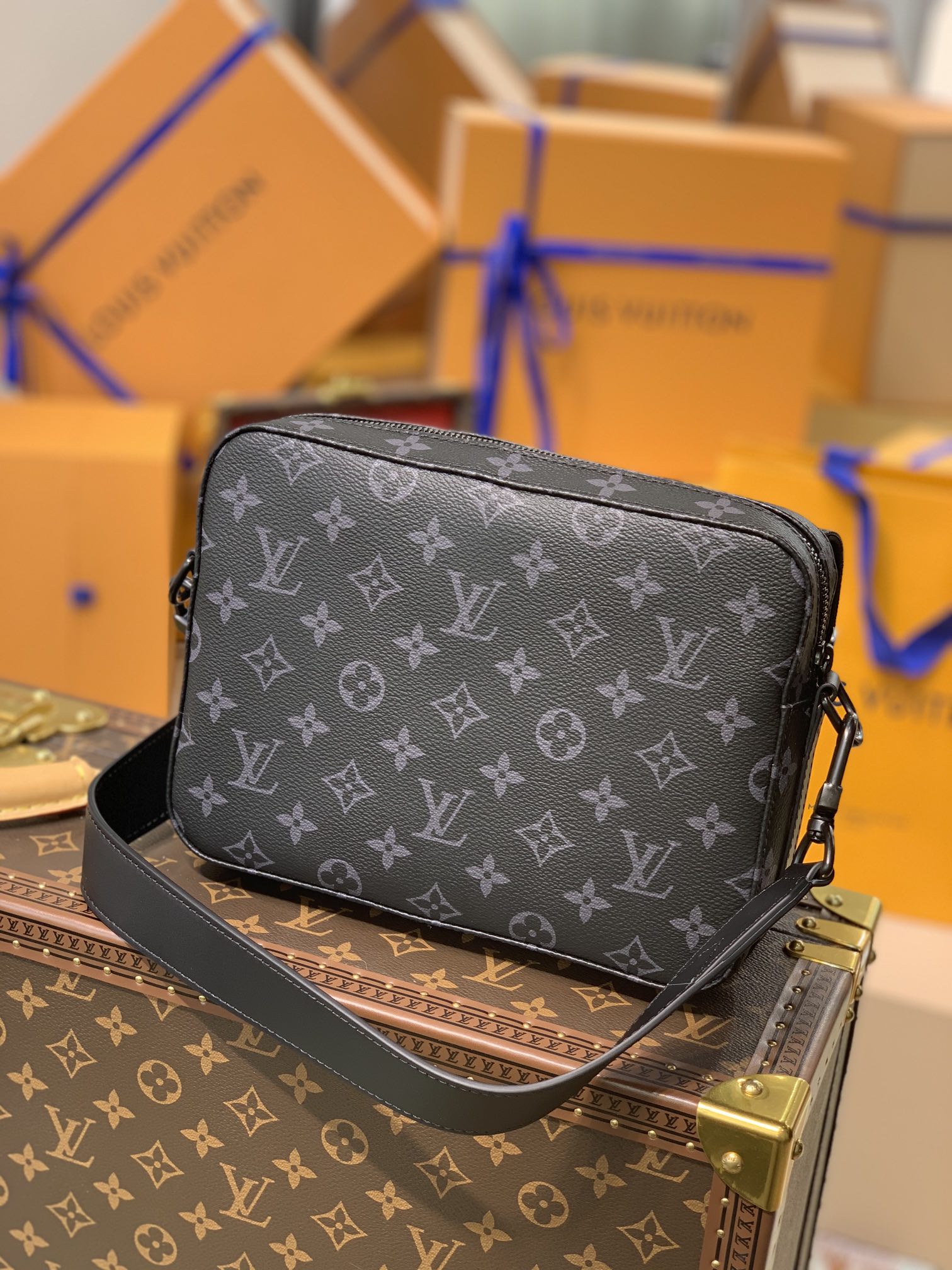 LOUIS VUITTON LVメンズバッグ03-BRAND OFF