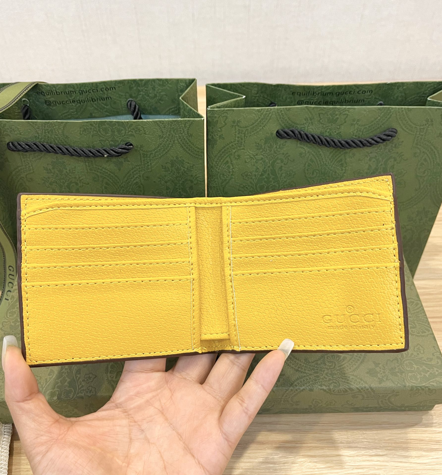 GUCCI(グッチ) ネオ ヴィンテージ GGスプリーム ウォレット-BRAND OFF