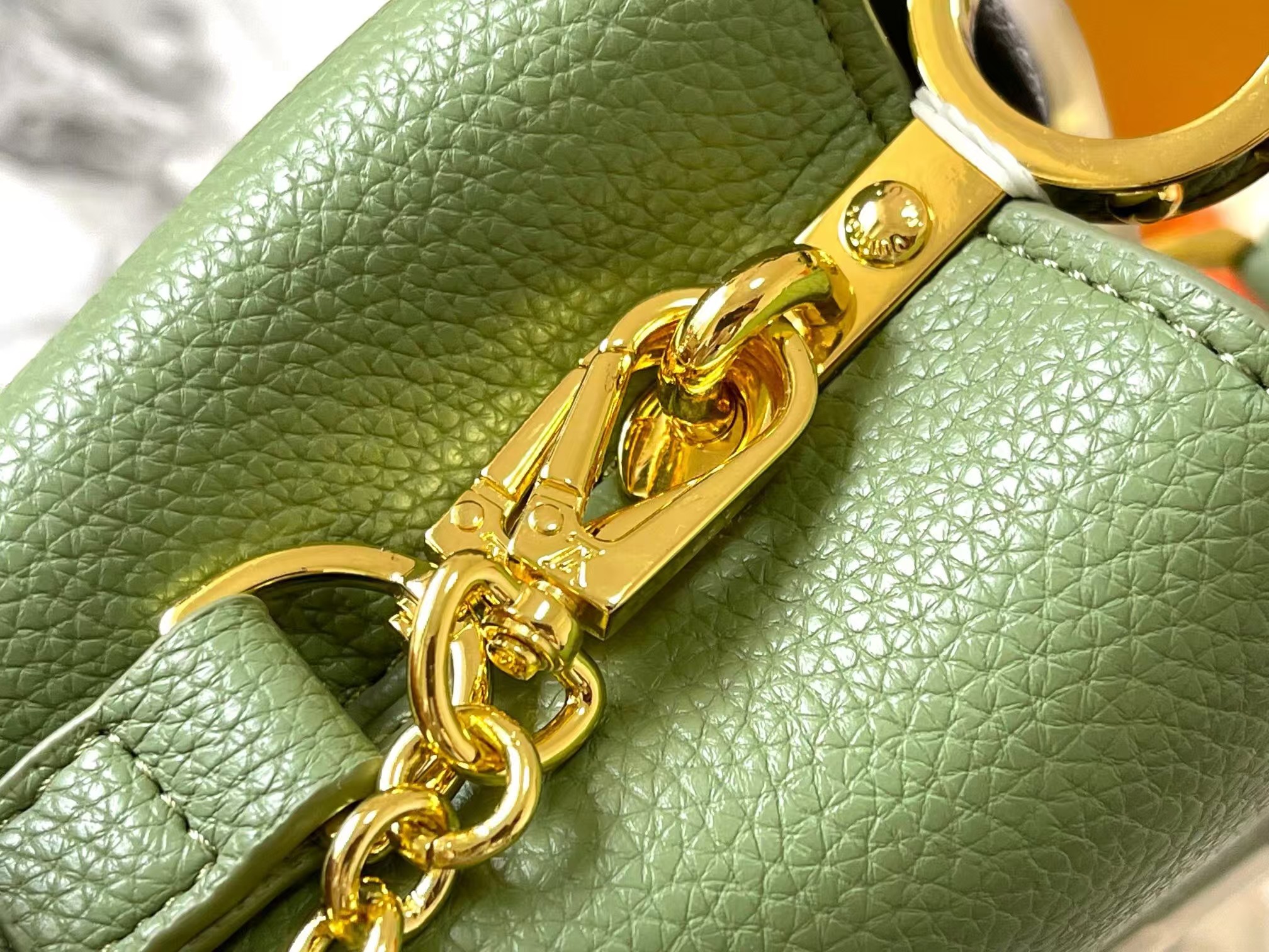 LOUIS VUITTON（ルイ・ヴィトン）★CAPUCINES BB★バッグ★-BRAND OFF