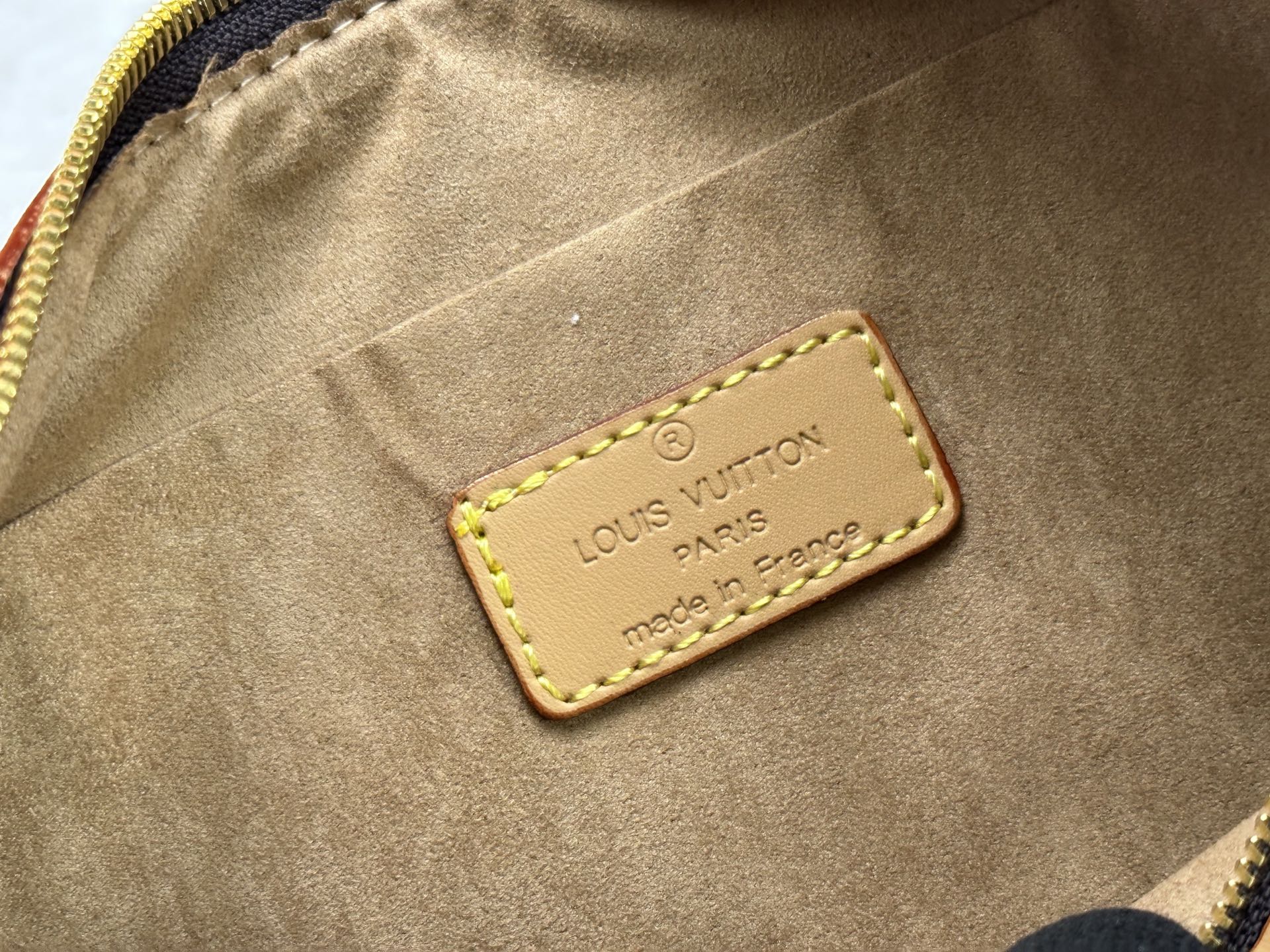 LOUIS VUITTON（ルイヴィトン）loop hobo ショルダーバッグ M12939-BRAND OFF