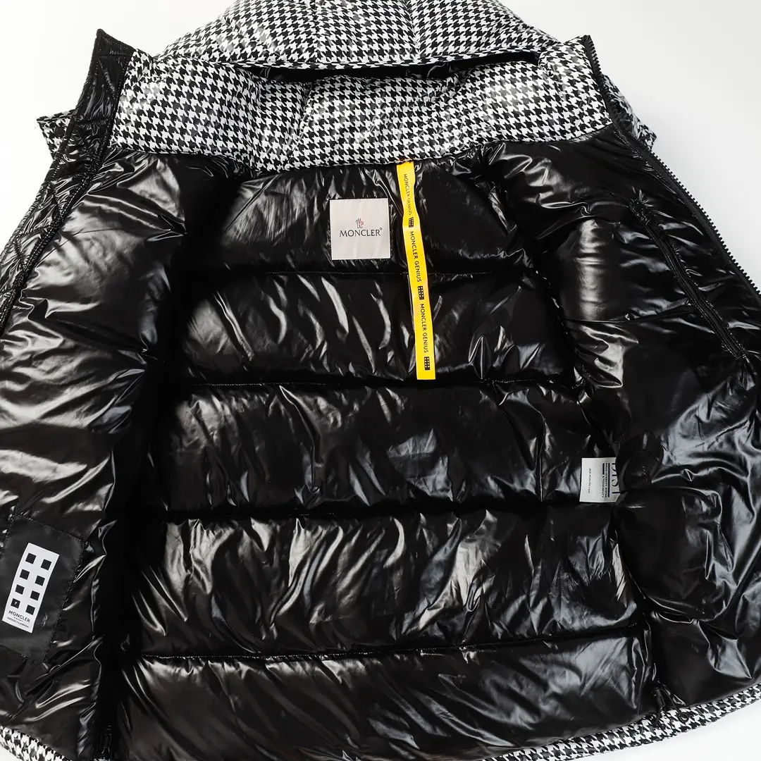【Moncler】✖️【Fragment Design】23FW ダウンジャケット-BRAND OFF