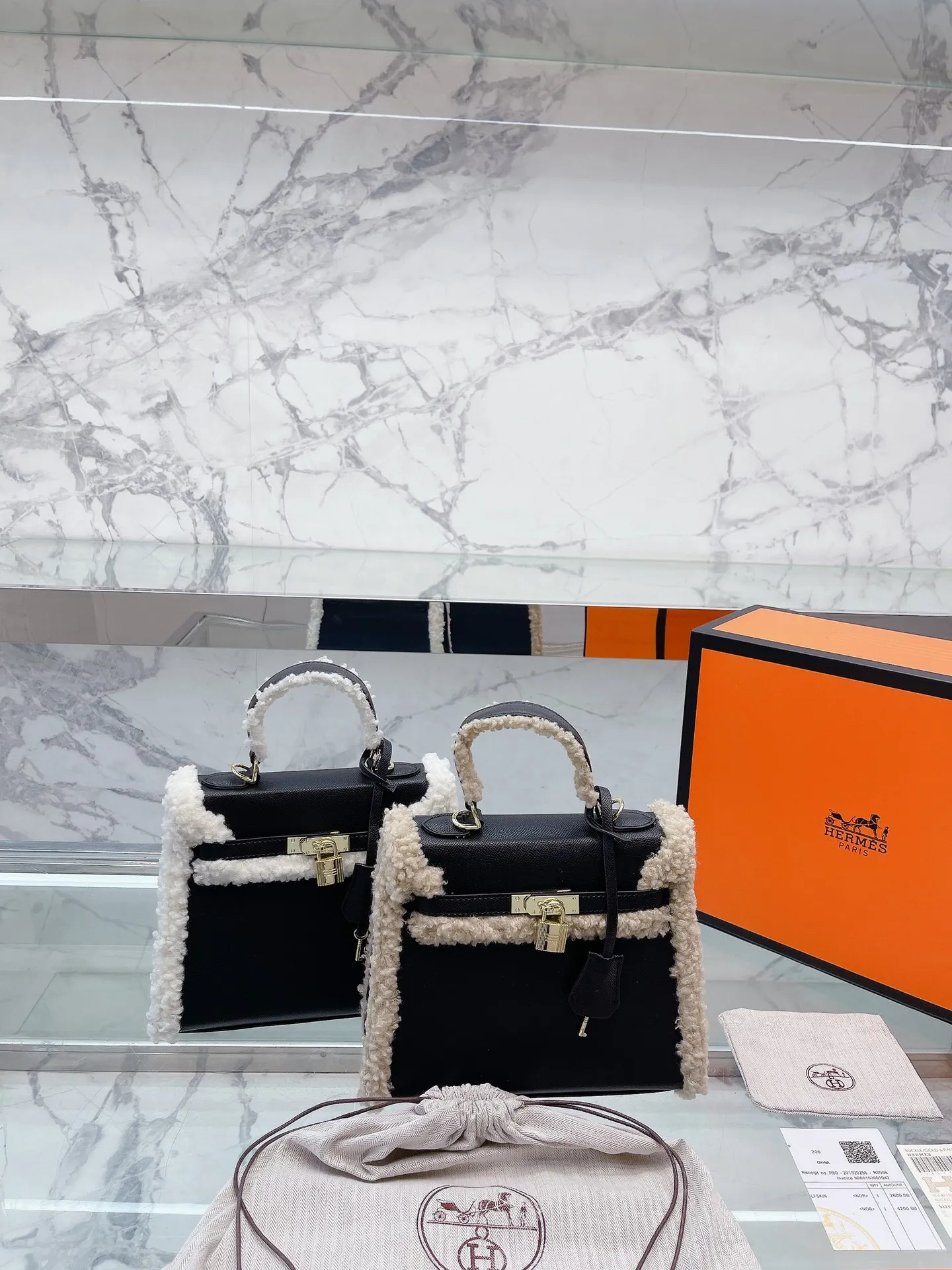 【HERMES公式 旗艦店】 エルメス ショルダーバッグ 当日出荷 好評に付き再入荷！25*19CM-BRAND OFF