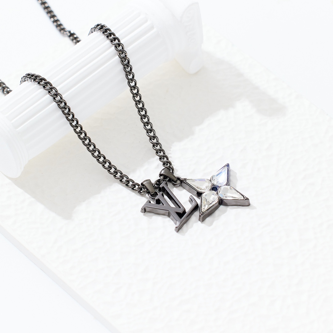 【2026】LV LOUIS VUITTON（ルイヴィトン）STAR BLOSSOM ネックレス-BRAND OFF
