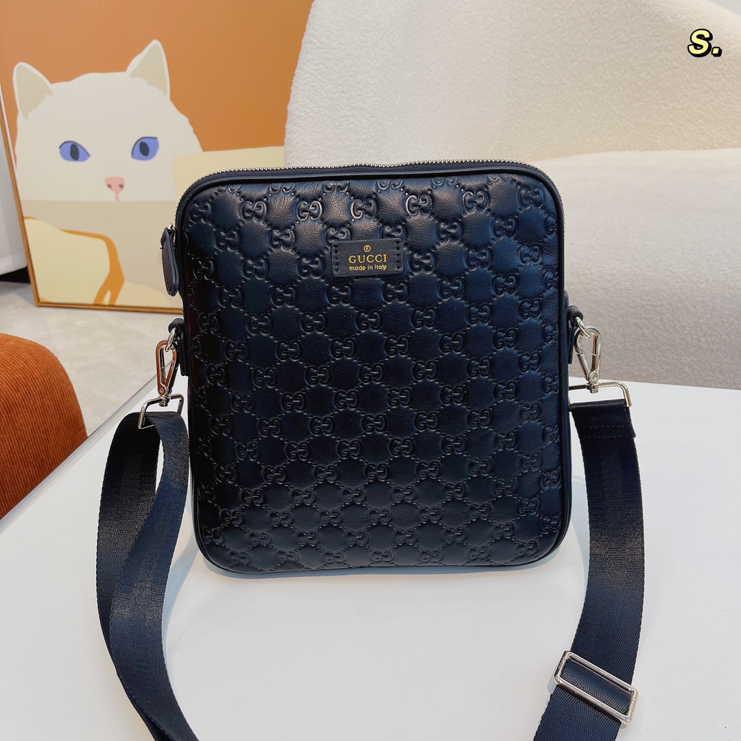GUCCI（グッチ）クロスボディバッグ 25*5*27cm-BRAND OFF