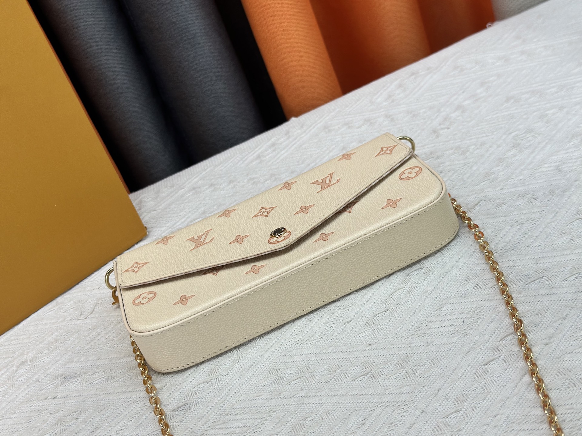 LOUIS VUITTON（ルイヴィトン）Pochette Félicie チェーンバッグ M14968-BRAND OFF