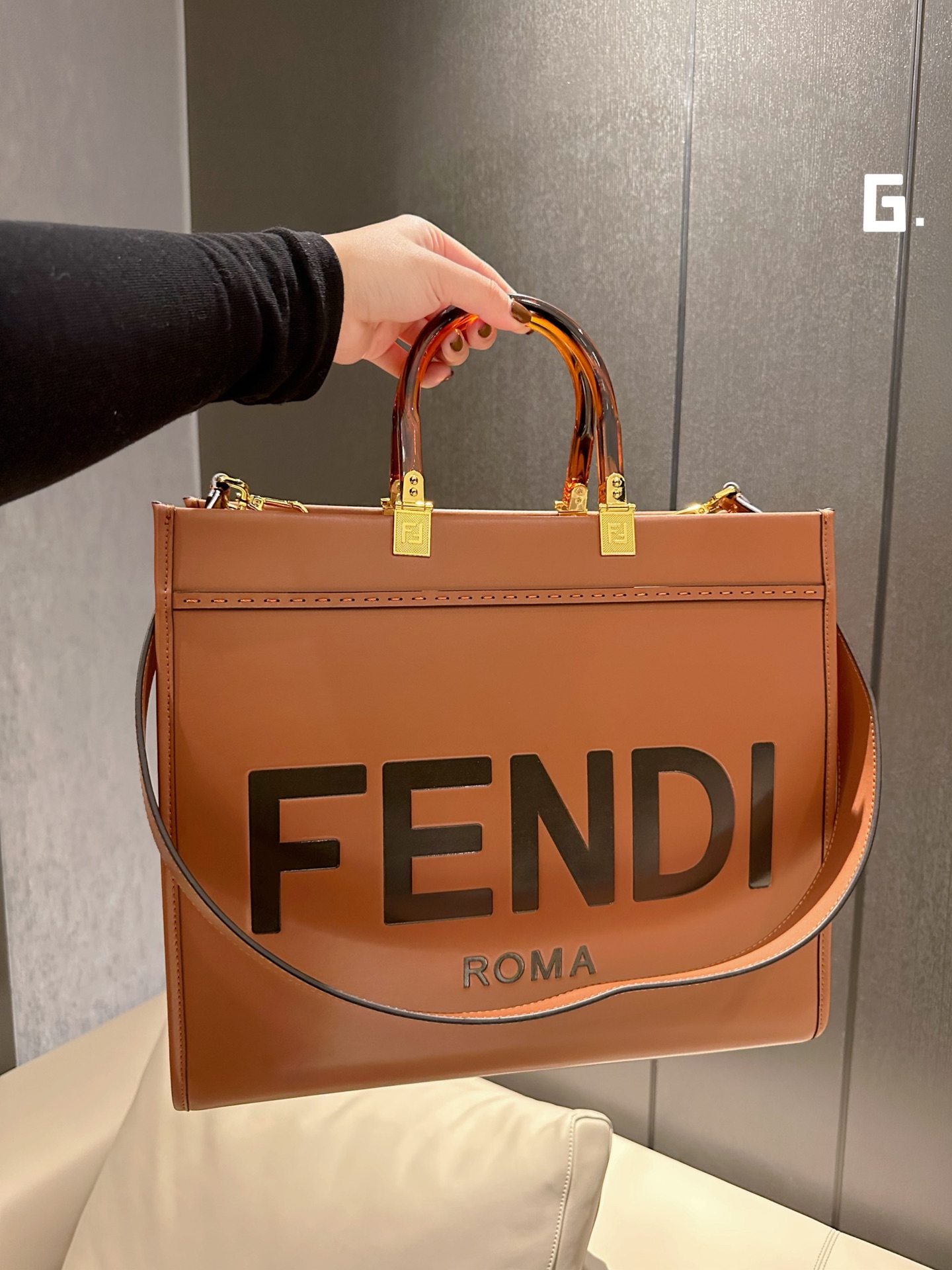 【FENDI公式 旗艦店】 フェンディ ハンドバッグ 当日出荷 好評に付き再入荷！50*31*16CM-BRAND OFF