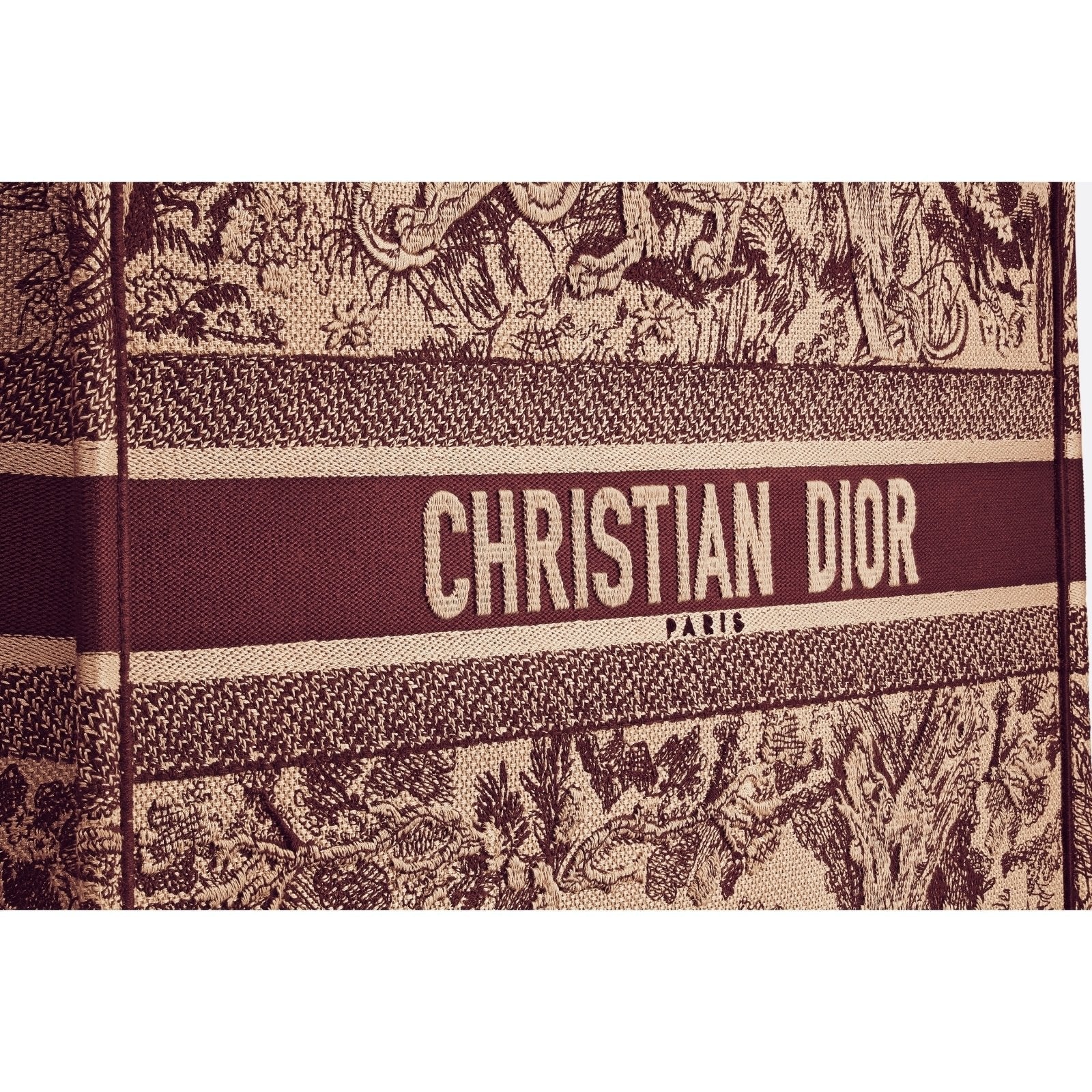 【DIOR】入手困難！セレブ芸能人御用達?ロゴ アニマル 刺繍 バッグ トート 選べる4色-BRAND OFF