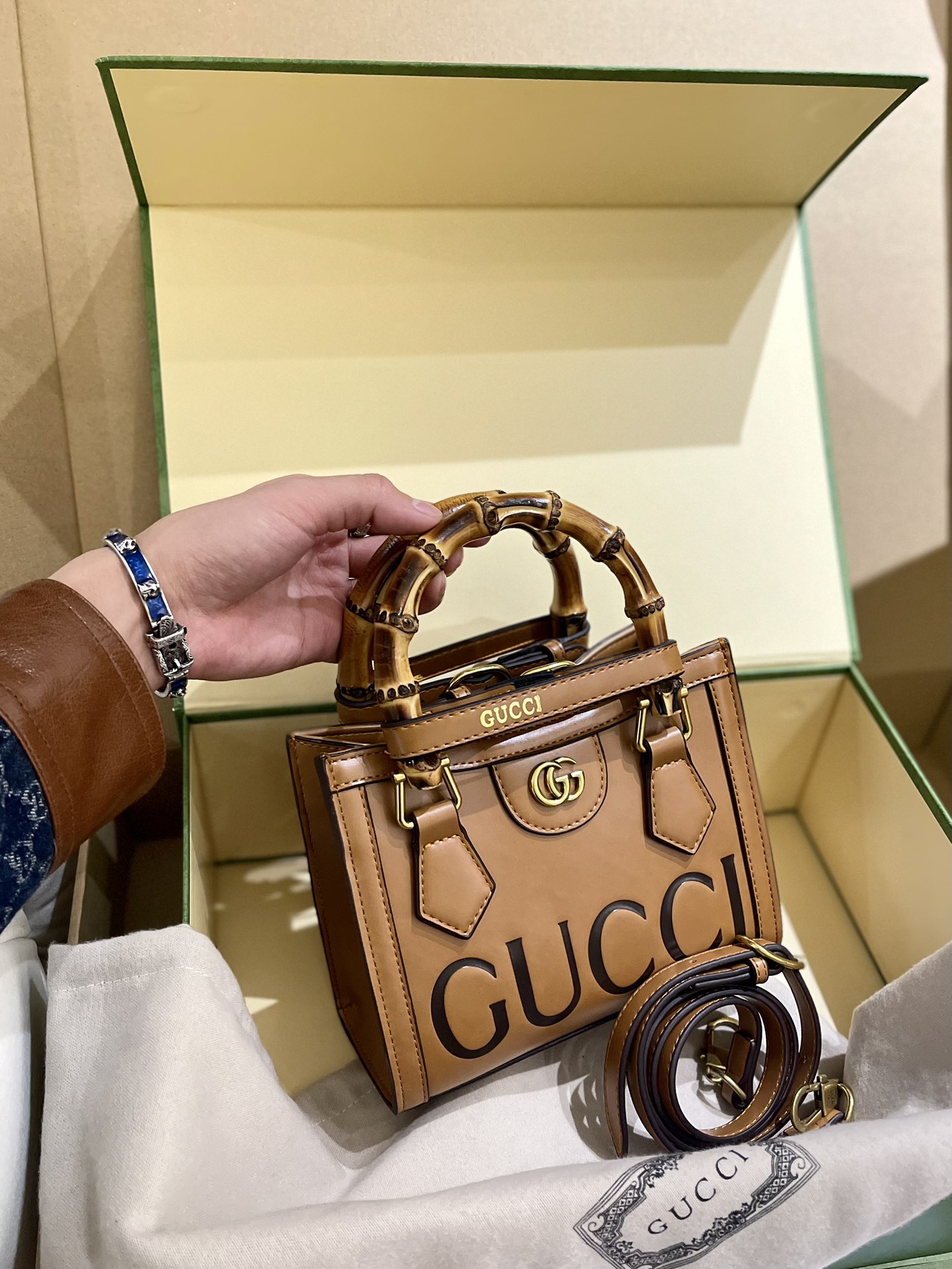 Gucciプレミアムエンボス竹節バッグGucciDianaショッピングバッグ-BRAND OFF
