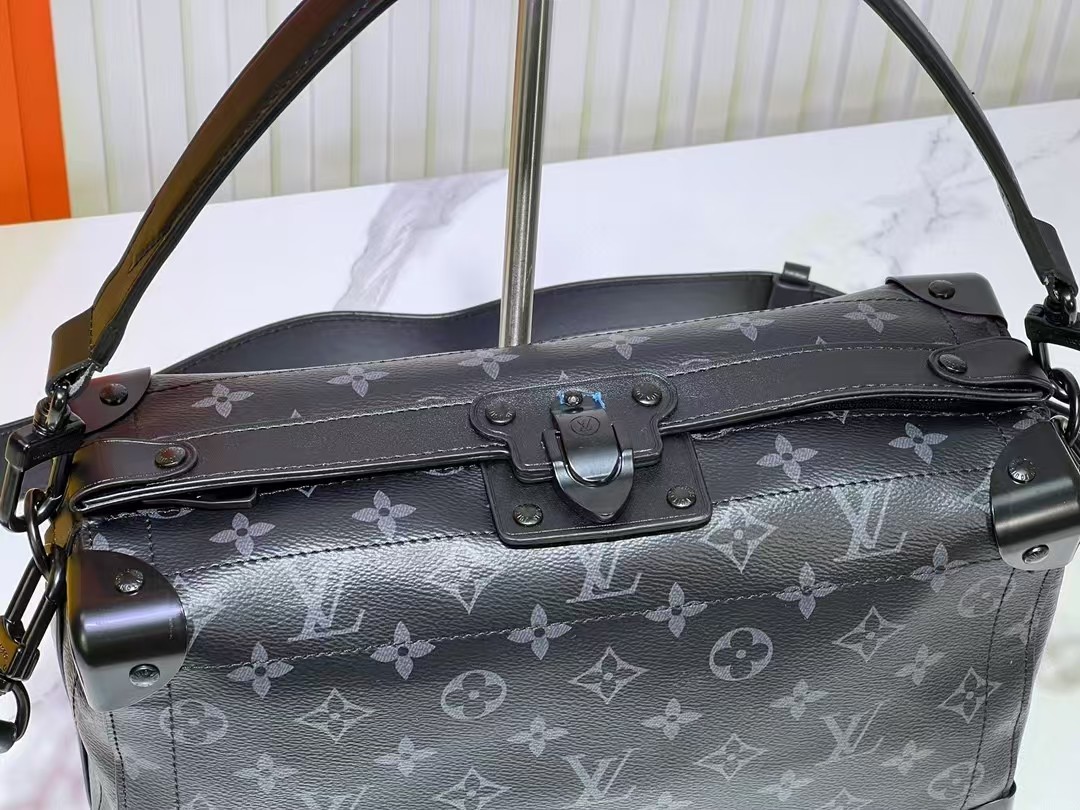 【LOUIS VUITTON旗艦店】ルイ・ヴィトン★SOUL TRUNK M11744★29*17.5*10CM-BRAND OFF