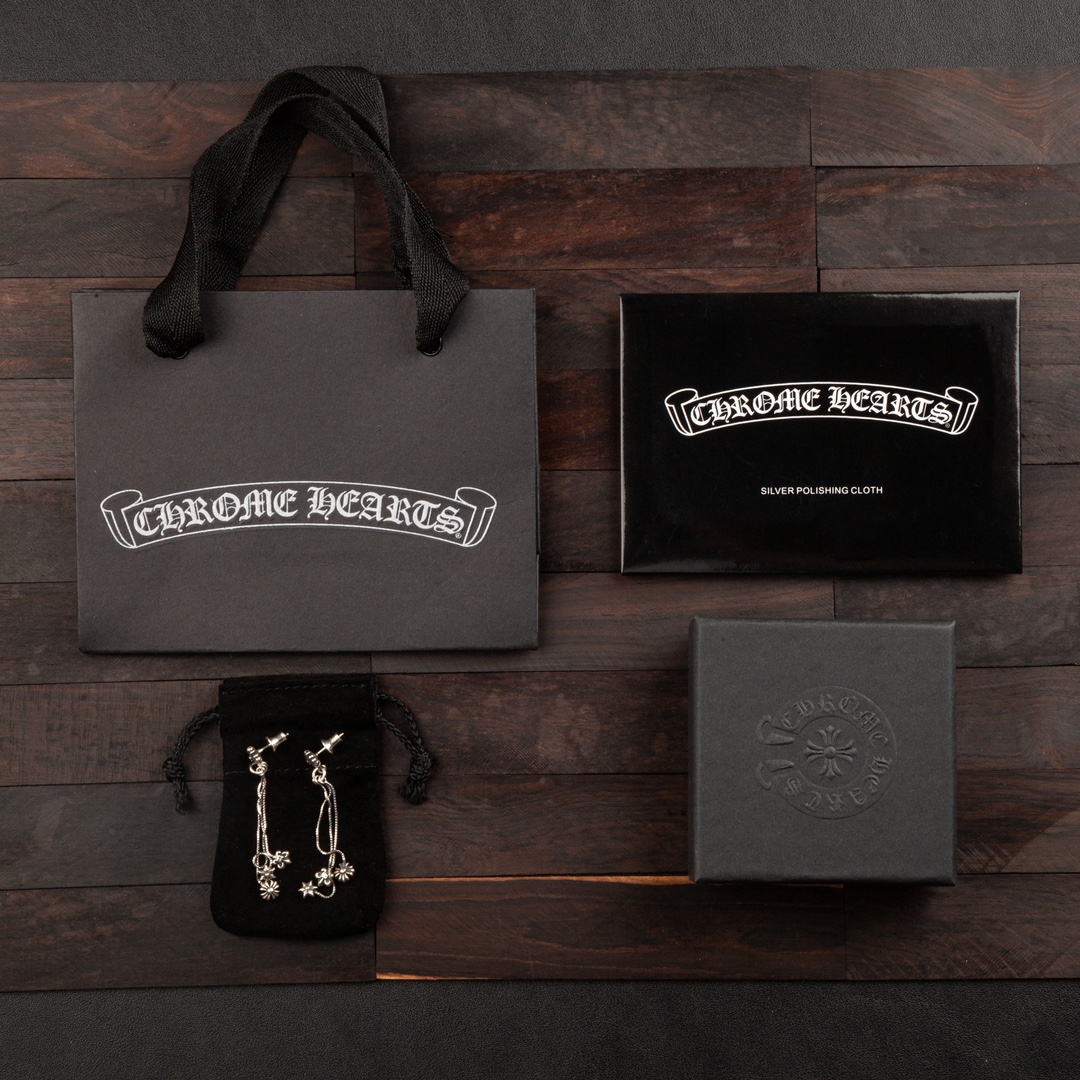 【2026】【CHROME HEARTS】 クロムハーツ  ファッションスタイルのイヤリング-BRAND OFF