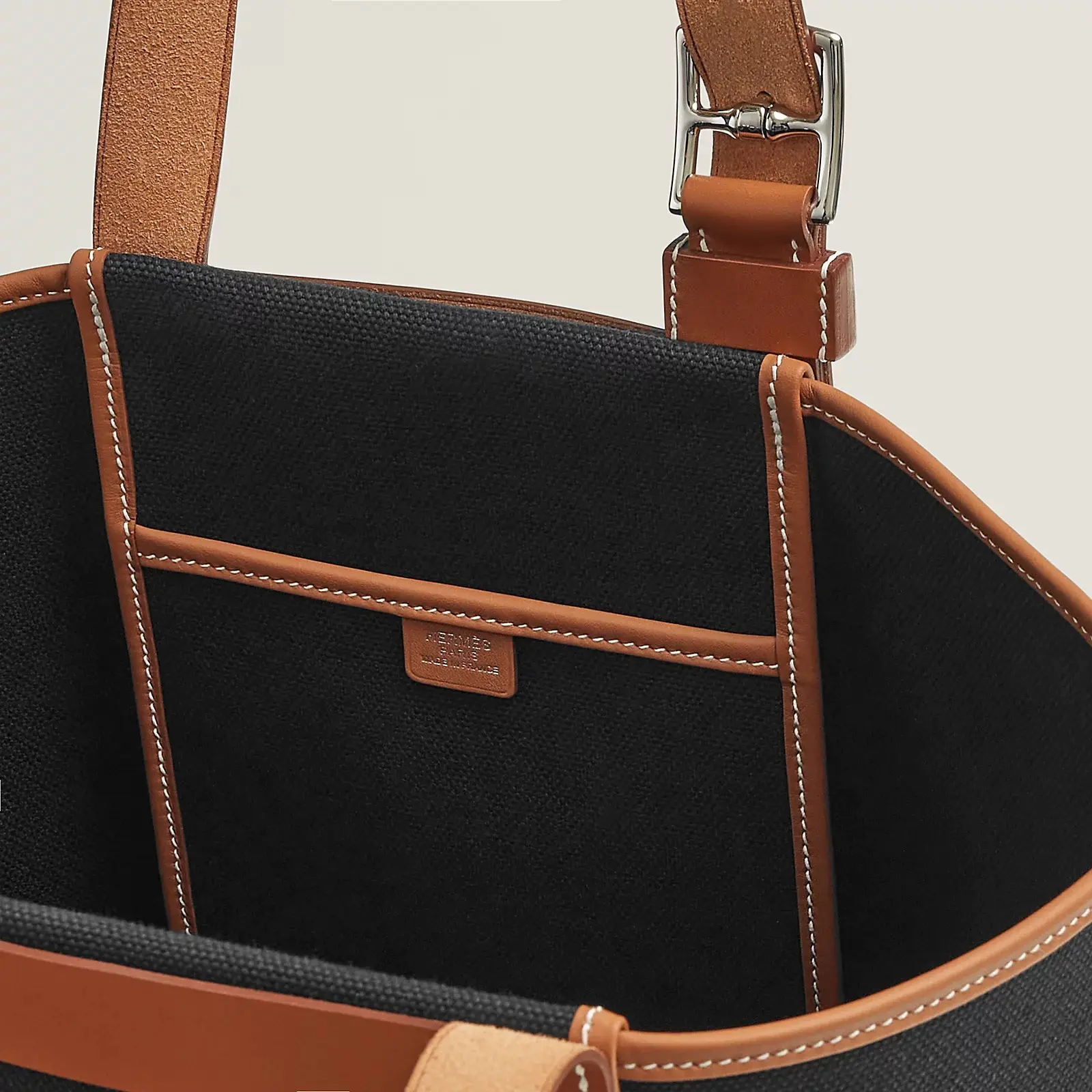 【お洒落♪】エルメス★エトリヴィエール ポケット 27 バッグ H082769CKACH082769CKAEH082769CKAA-BRAND OFF