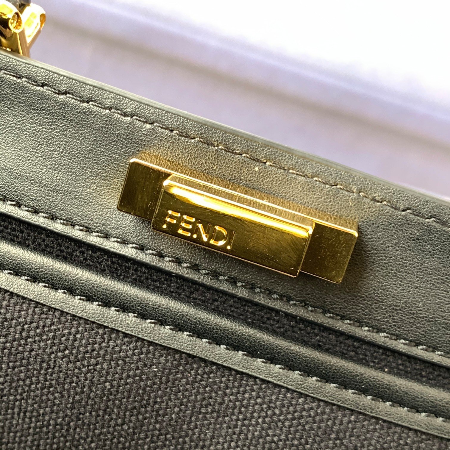 FENDI（フェンディ） ハンドバッグ41X29.5X16CM-BRAND OFF
