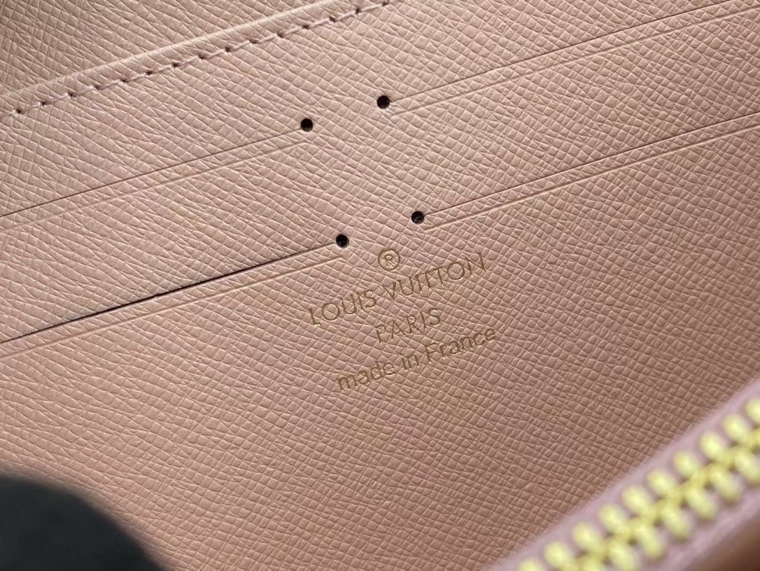 LOUIS VUITTON（ルイヴィトン）Vivian 財布 M60017-BRAND OFF