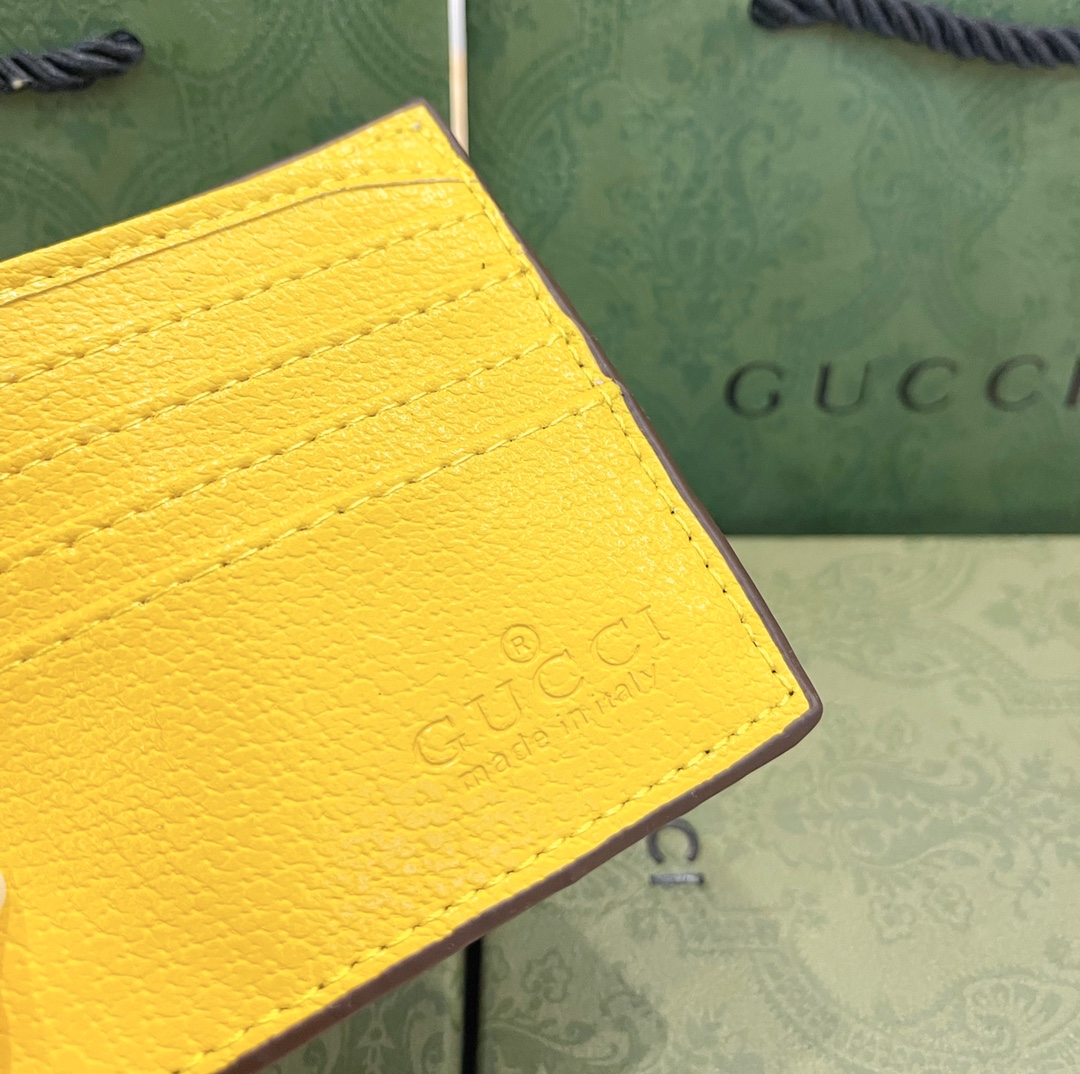 GUCCI(グッチ) ネオ ヴィンテージ GGスプリーム ウォレット-BRAND OFF