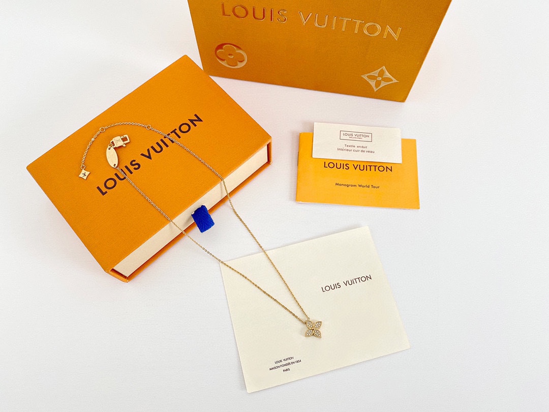 LOUIS VUITTON（ルイヴィトン）STAR BLOSSOM ネックレス Q93710-BRAND OFF