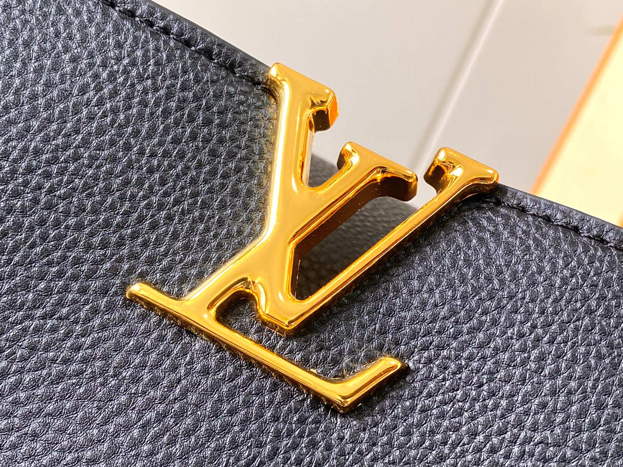 LOUIS VUITTON ルイヴィトン Capucines ハンドバッグ M12938-BRAND OFF